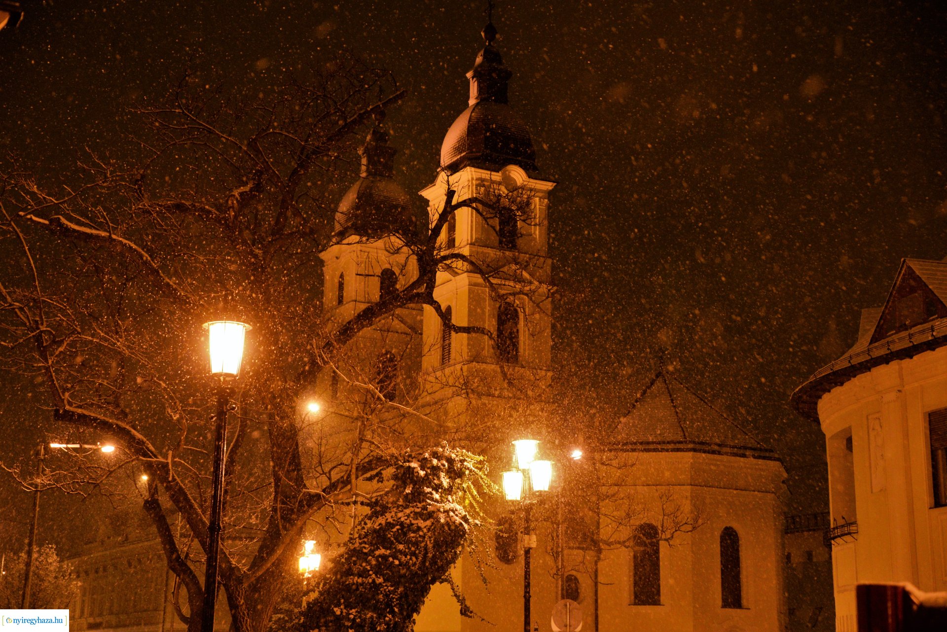 Esti séta a hóesésben