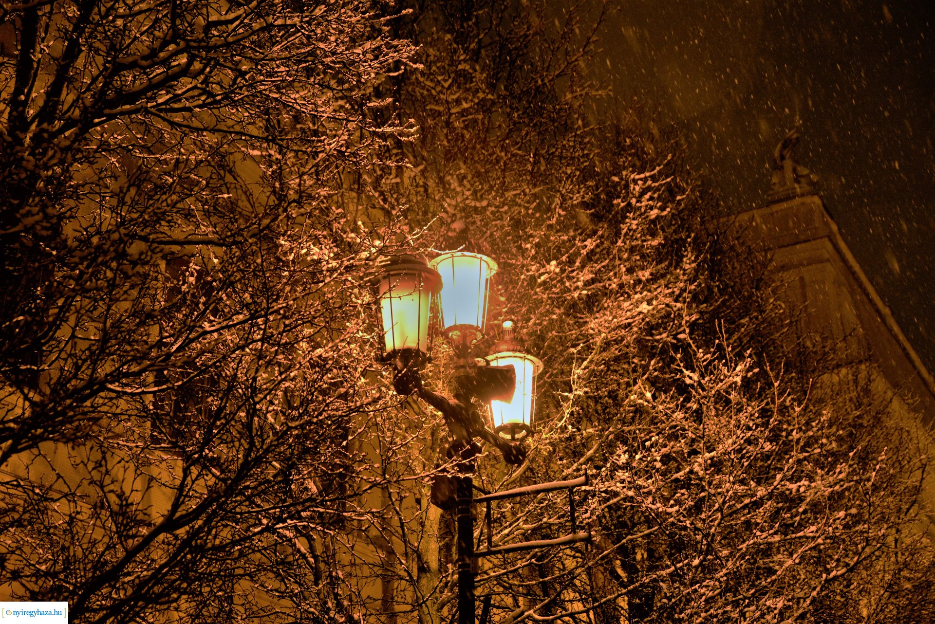 Esti séta a hóesésben