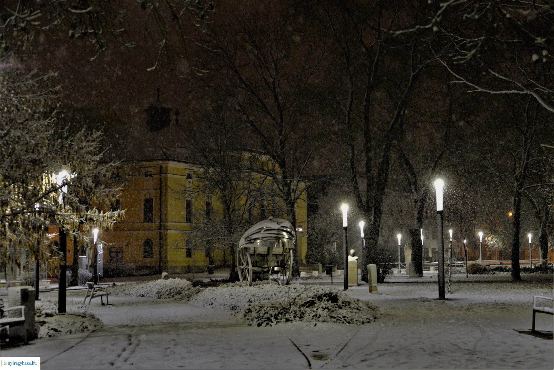 Esti séta a hóesésben