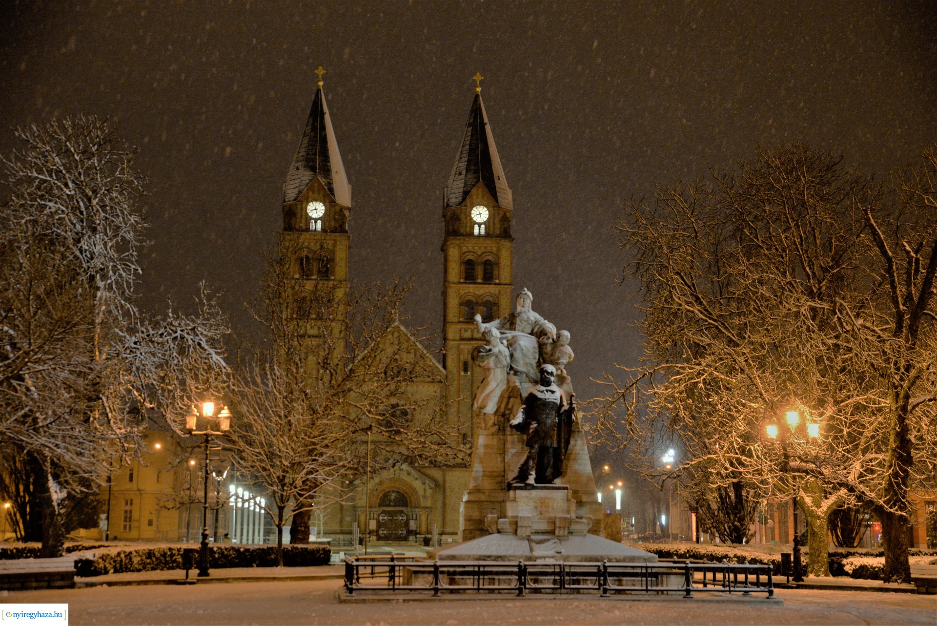 Esti séta a hóesésben