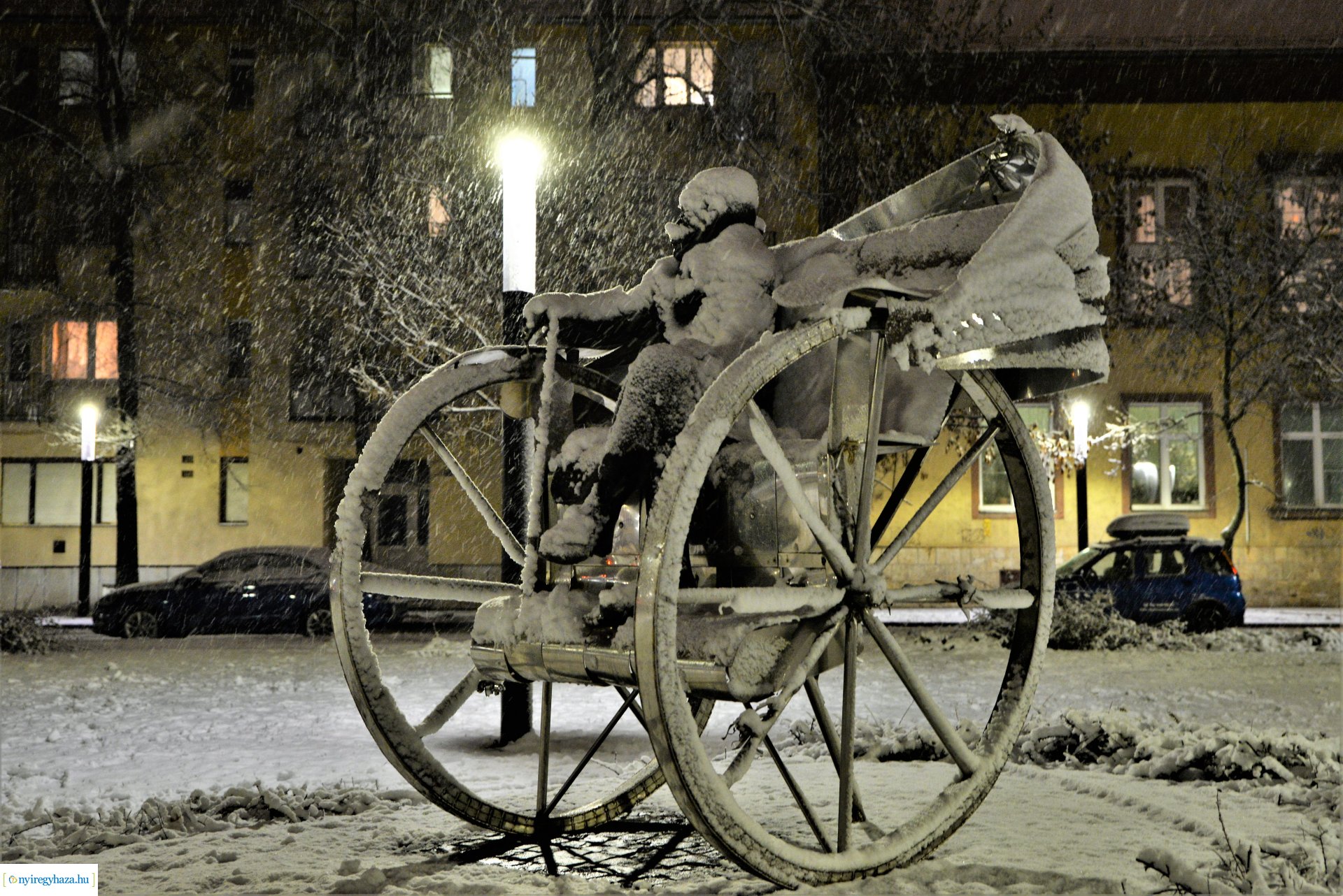 Esti séta a hóesésben