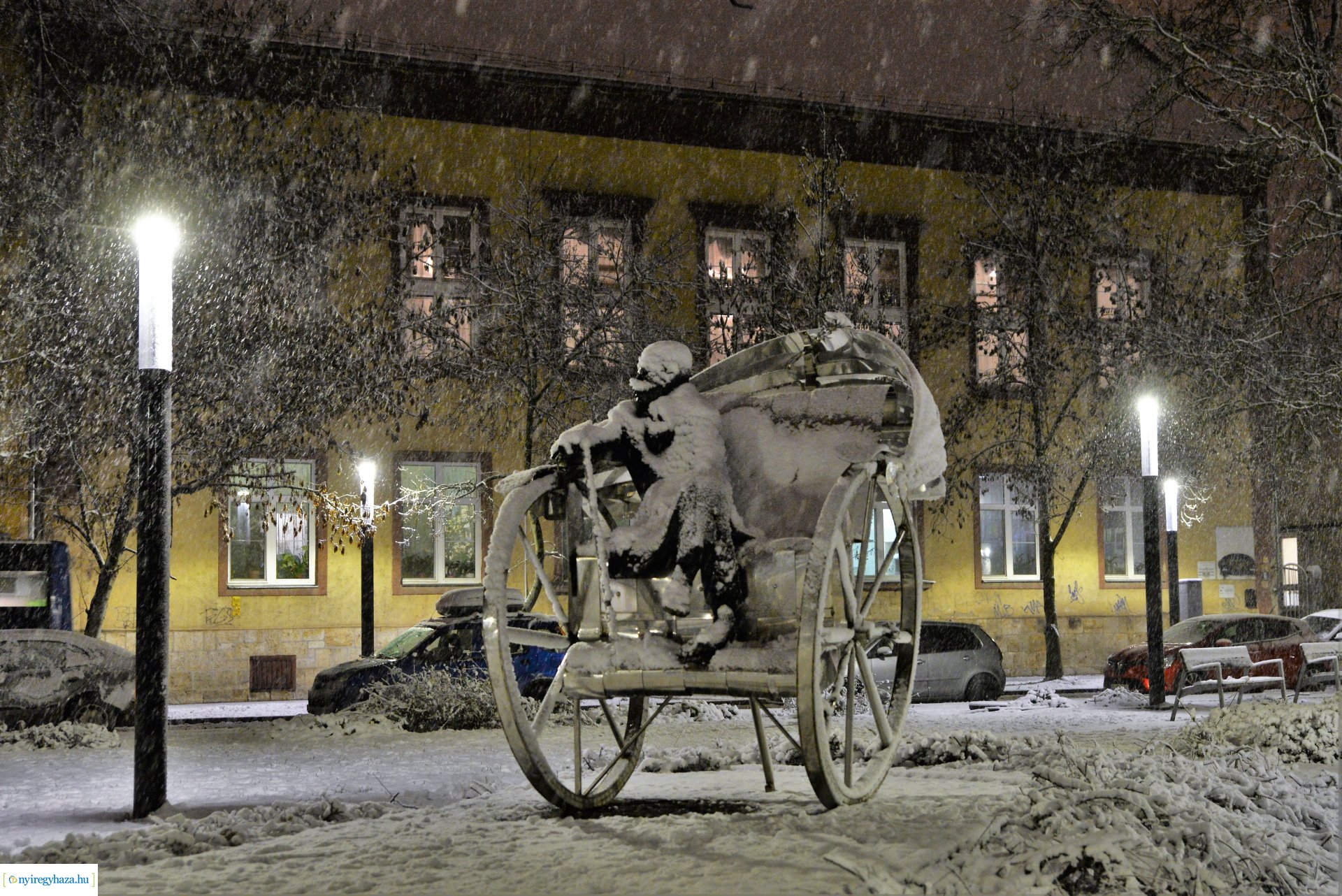 Esti séta a hóesésben