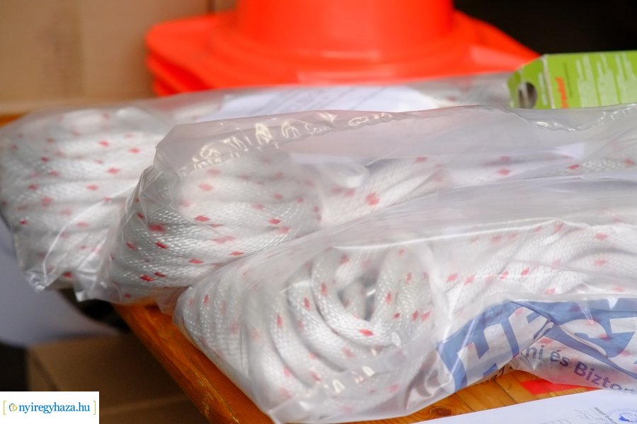 Eszközök átadása a katasztrófavédelemnél 20221222