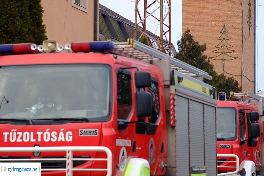 Eszközök átadása a katasztrófavédelemnél 20221222