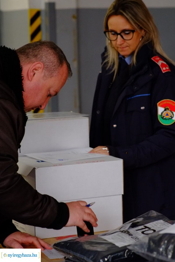 Eszközök átadása a katasztrófavédelemnél 20221222
