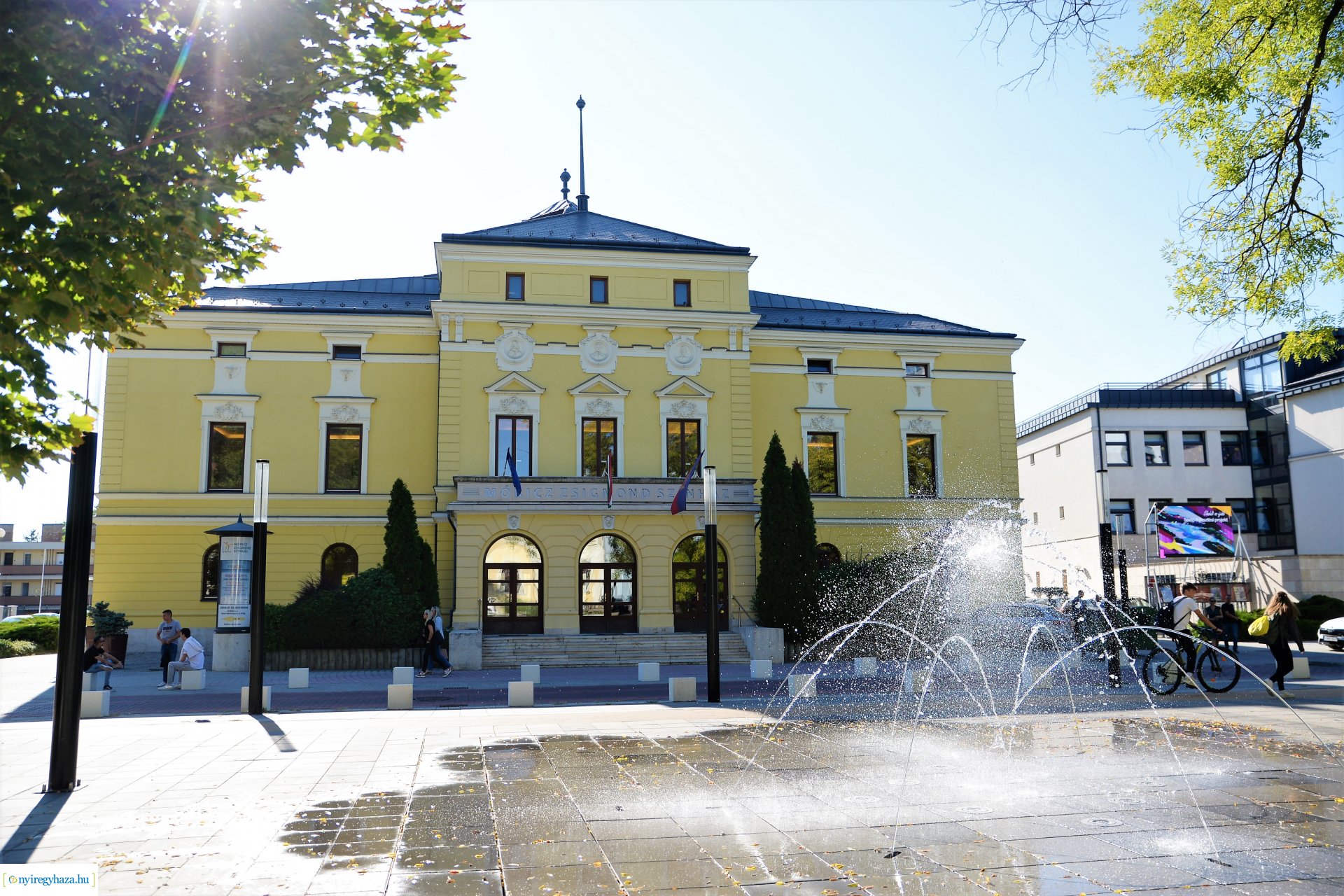 Évadnyitó társulati ülés a Móricz Zsigmond Színházban 2021