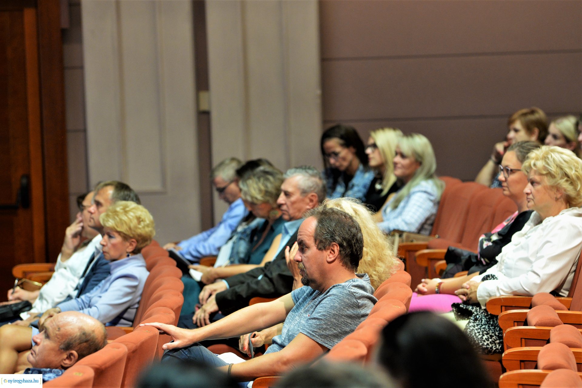 Évadnyitó társulati ülés a Móricz Zsigmond Színházban 2021