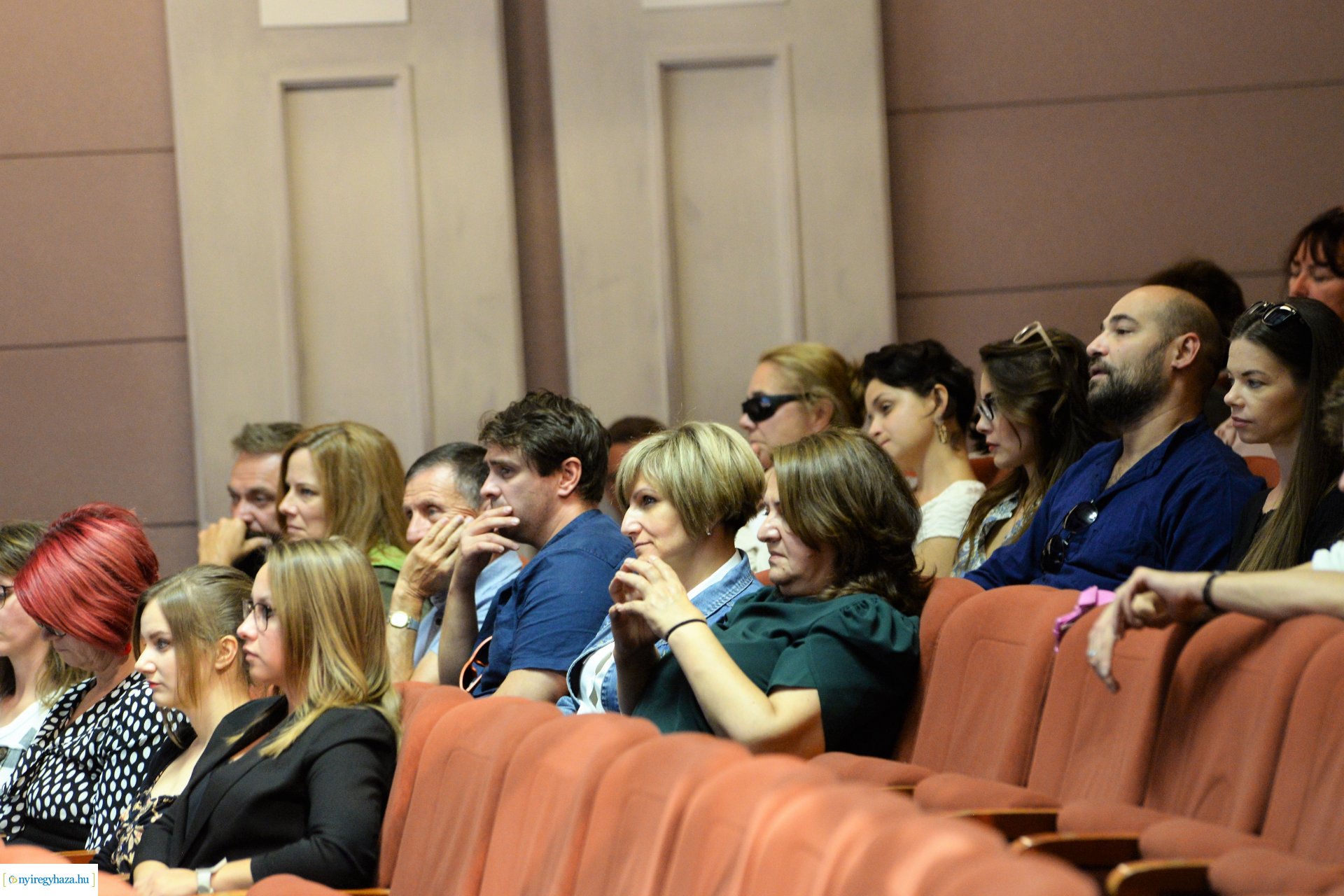 Évadnyitó társulati ülés a Móricz Zsigmond Színházban 2021