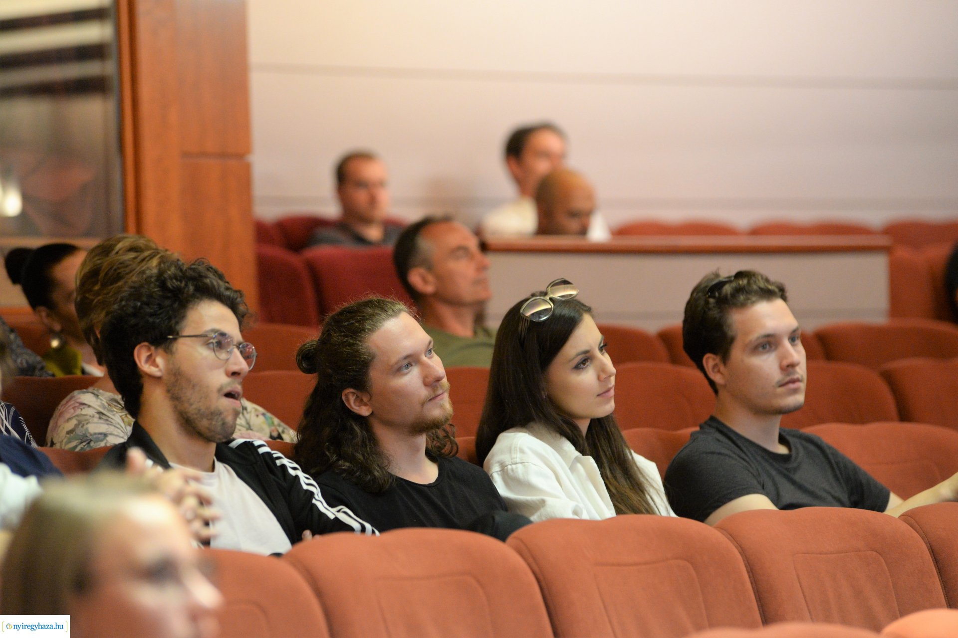 Évadnyitó társulati ülés a Móricz Zsigmond Színházban 2021