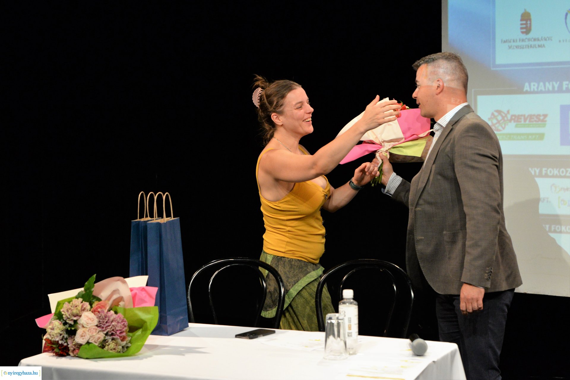 Évadnyitó társulati ülés a Móricz Zsigmond Színházban 2023