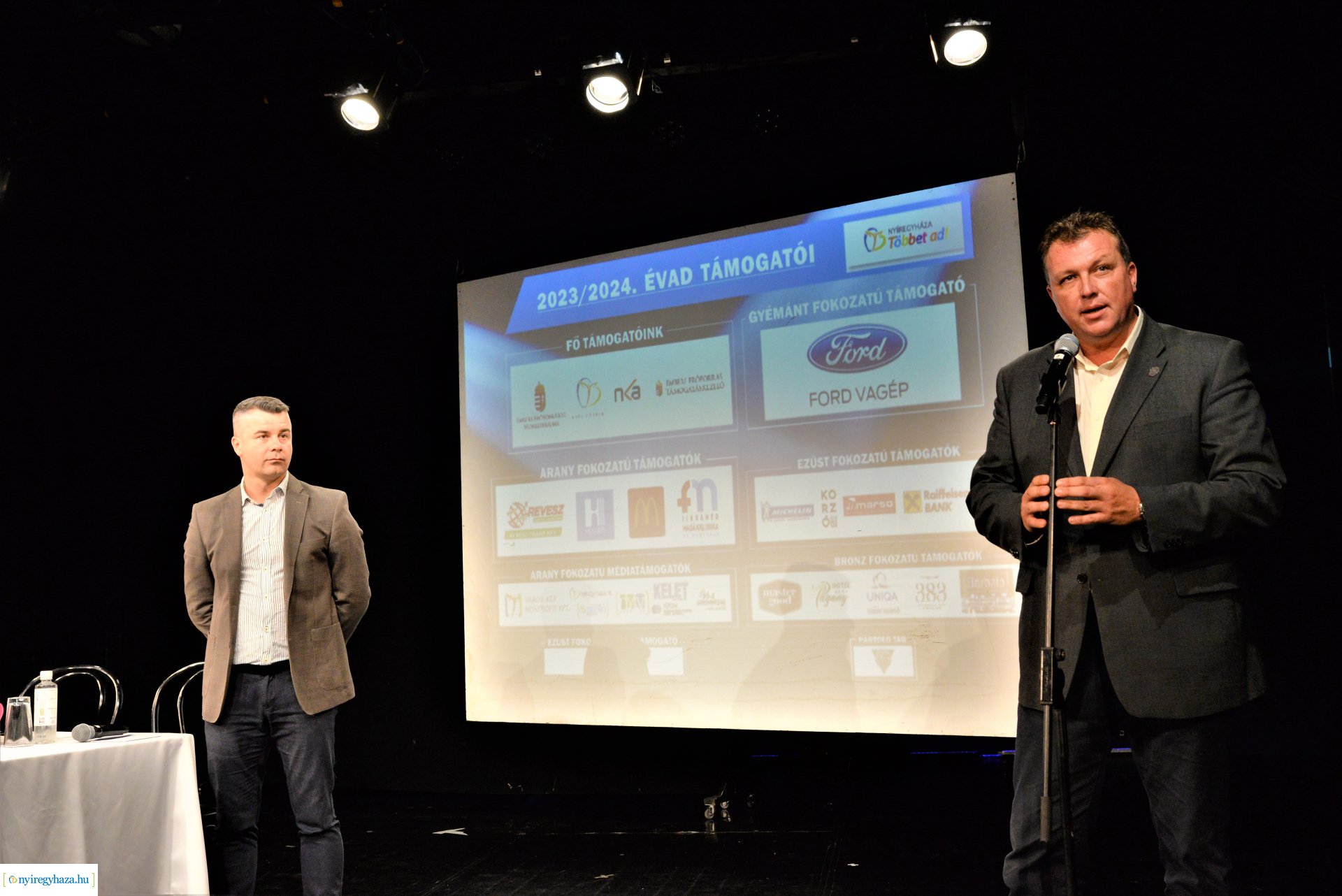 Évadnyitó társulati ülés a Móricz Zsigmond Színházban 2023