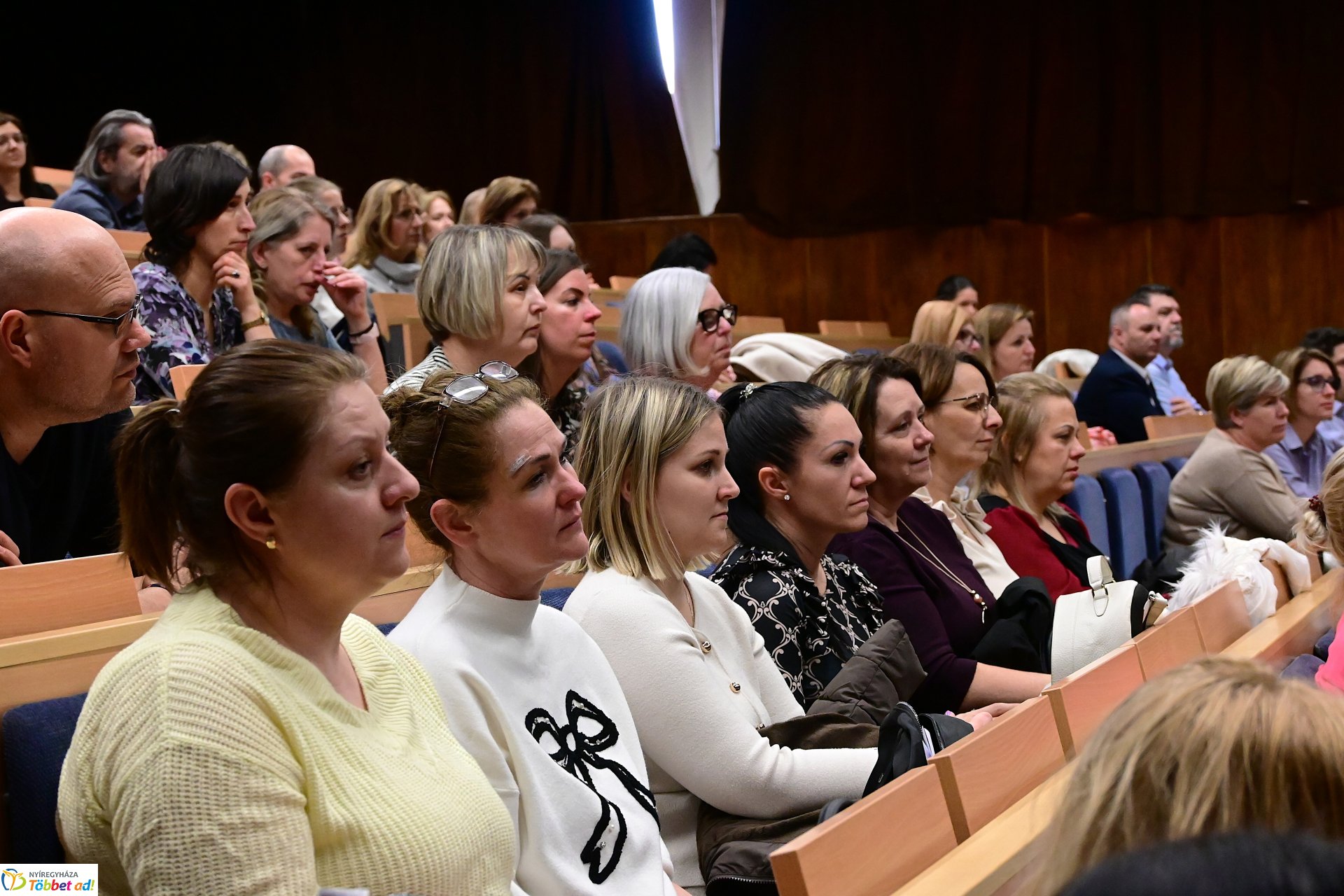 Éves jelzőrendszeri szakmai tanácskozás Nyíregyházán