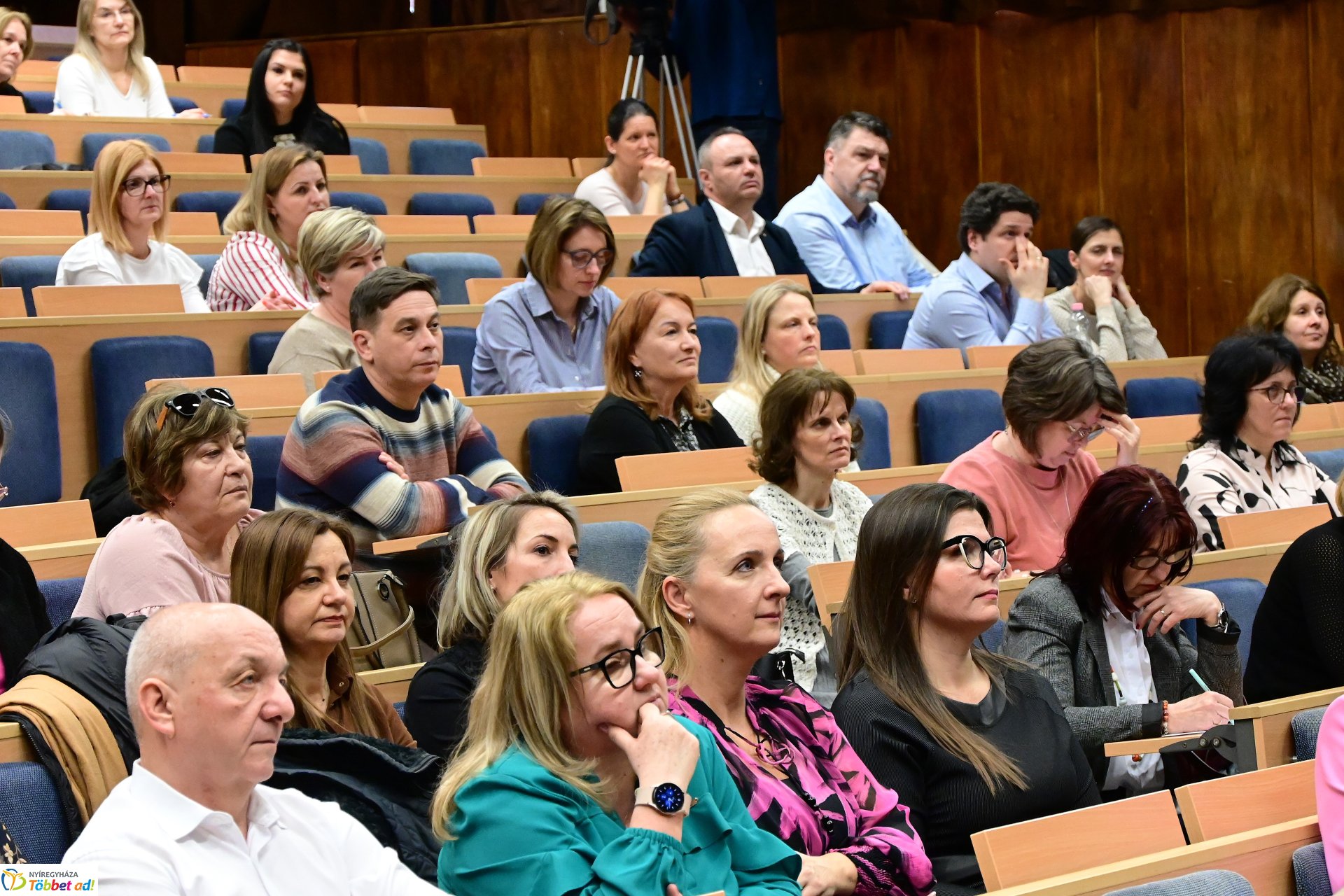 Éves jelzőrendszeri szakmai tanácskozás Nyíregyházán