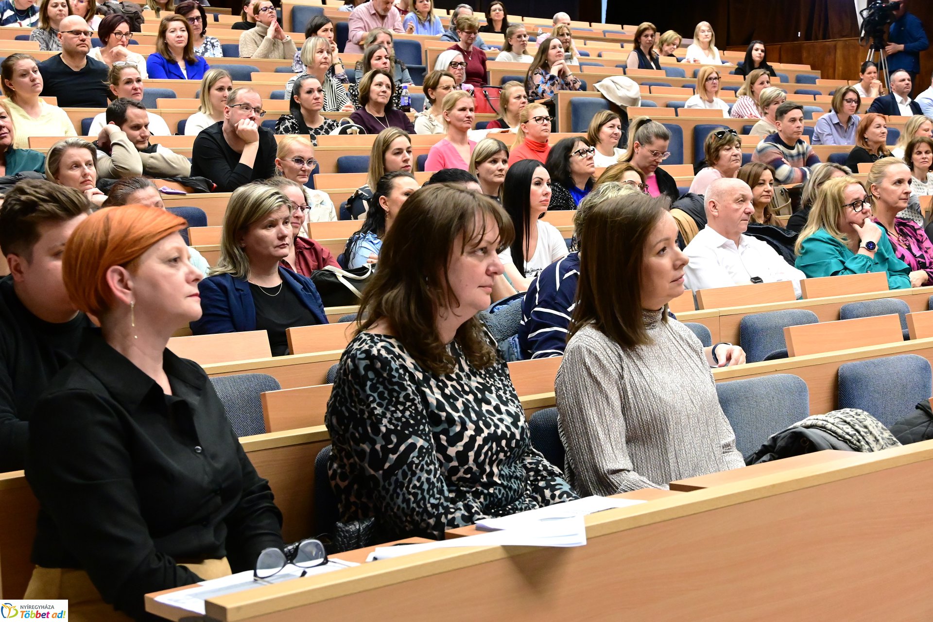 Éves jelzőrendszeri szakmai tanácskozás Nyíregyházán