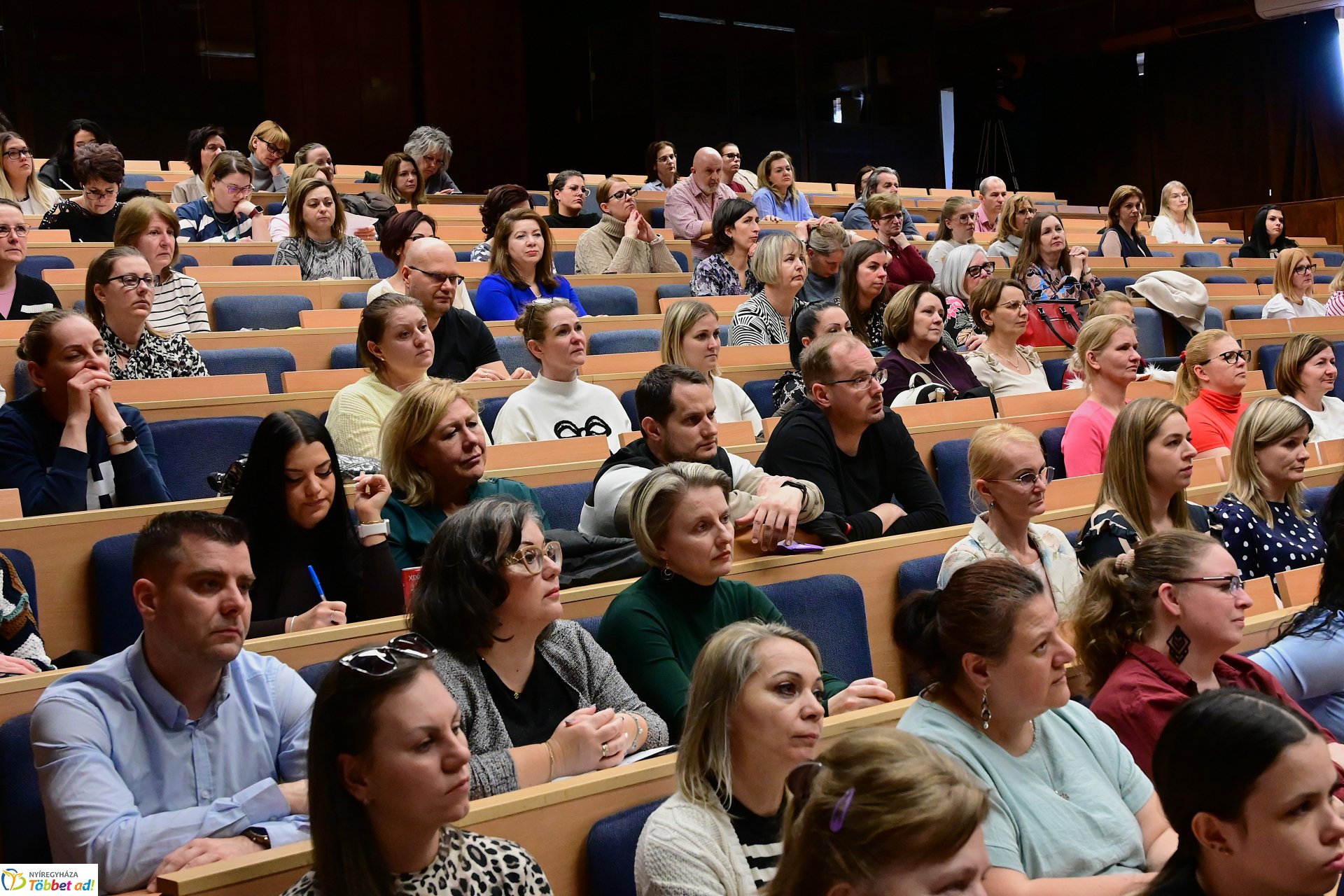 Éves jelzőrendszeri szakmai tanácskozás Nyíregyházán