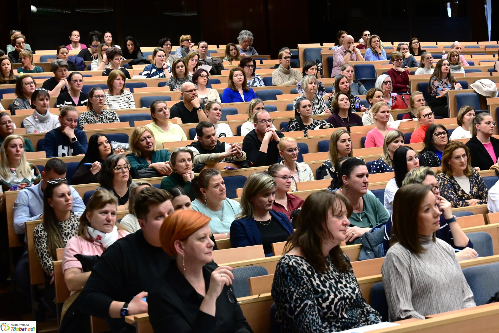 Éves jelzőrendszeri szakmai tanácskozás Nyíregyházán