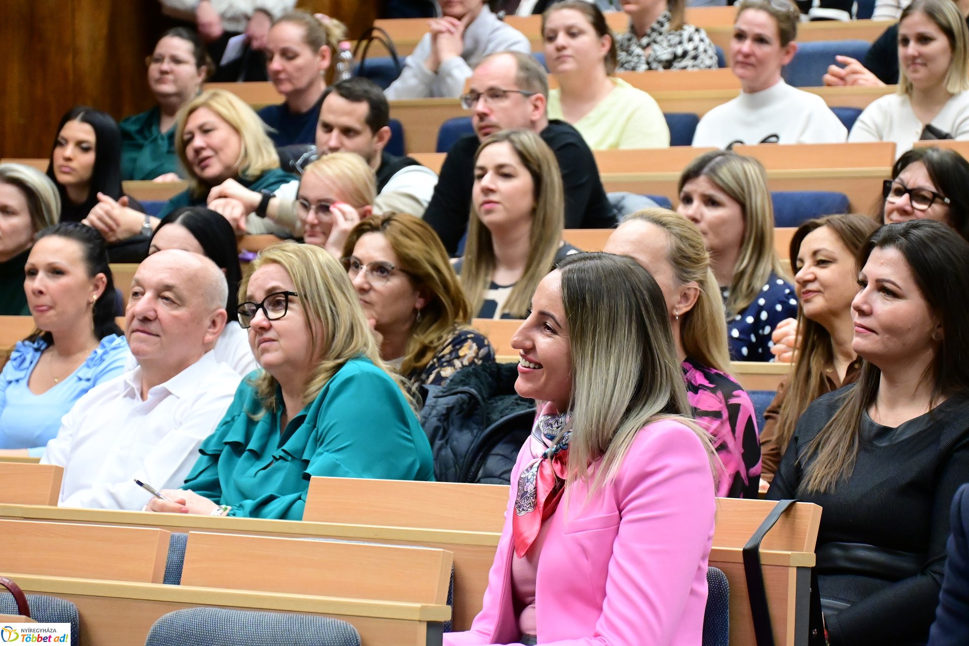 Éves jelzőrendszeri szakmai tanácskozás Nyíregyházán