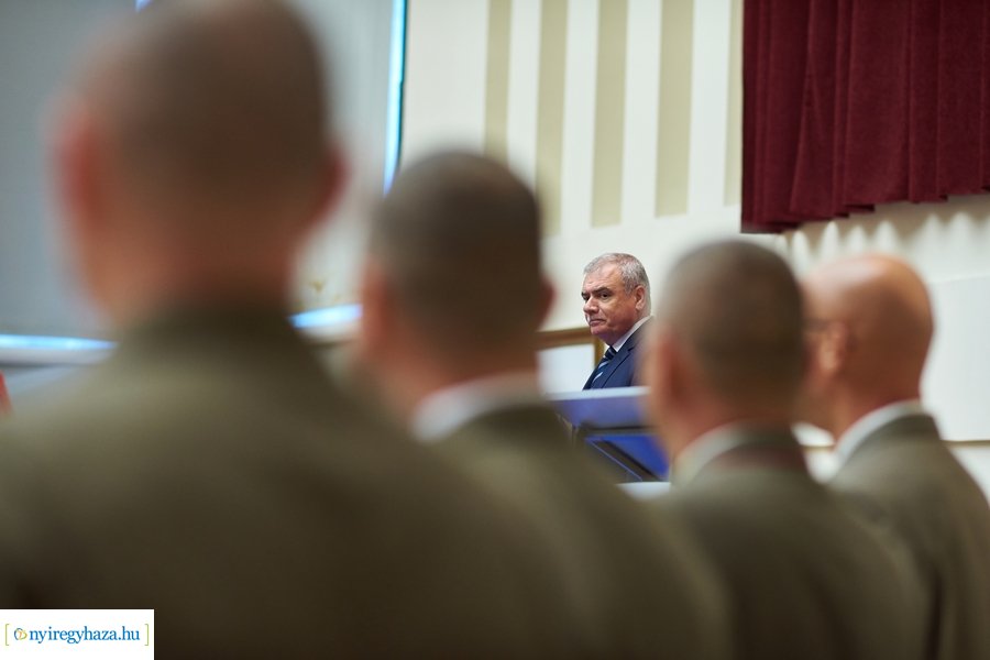 Évnyitó a honvéd kollégiumban