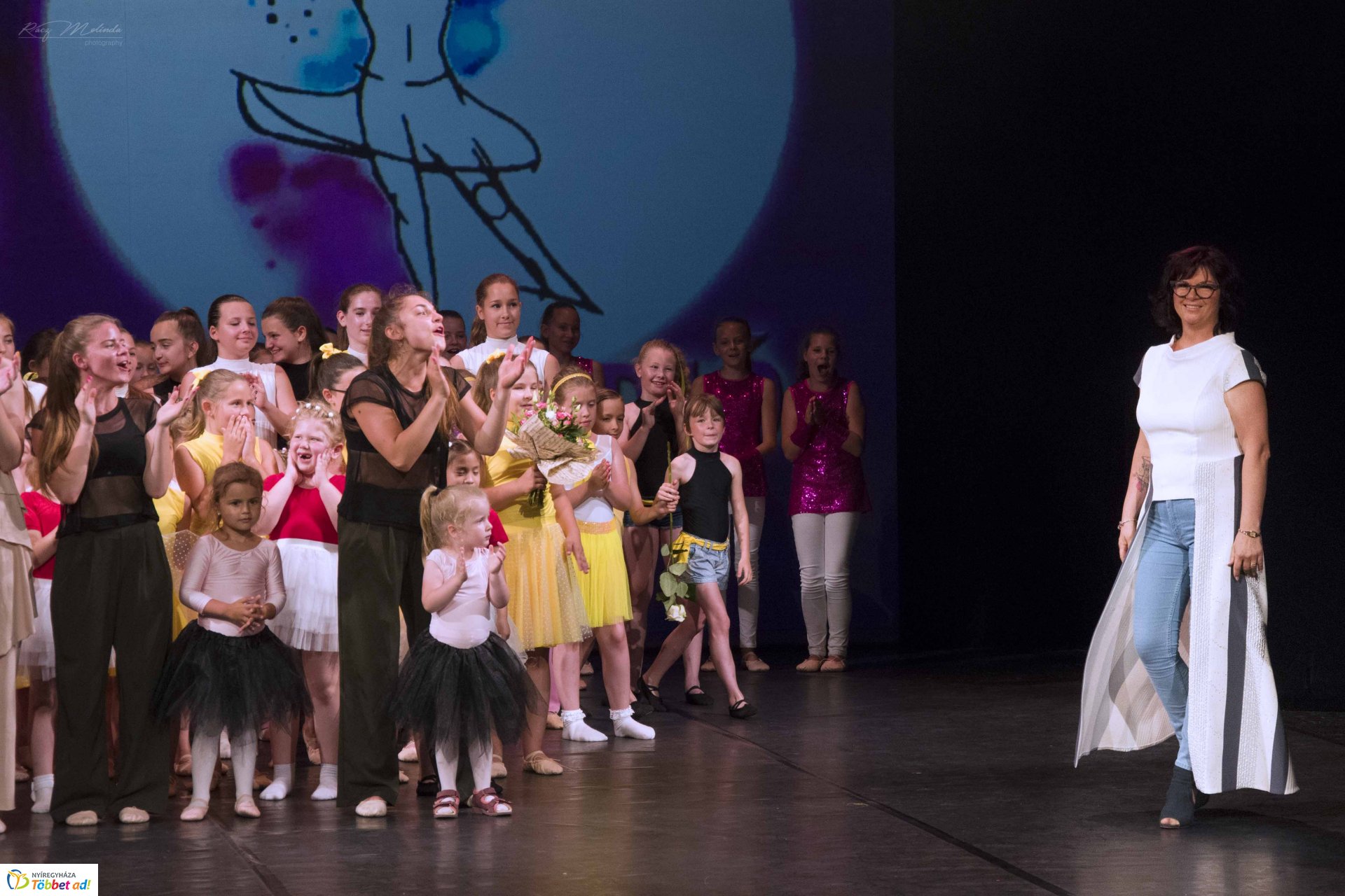 Évzáró táncestjét tartotta a RE-flex Moderntánc Stúdió