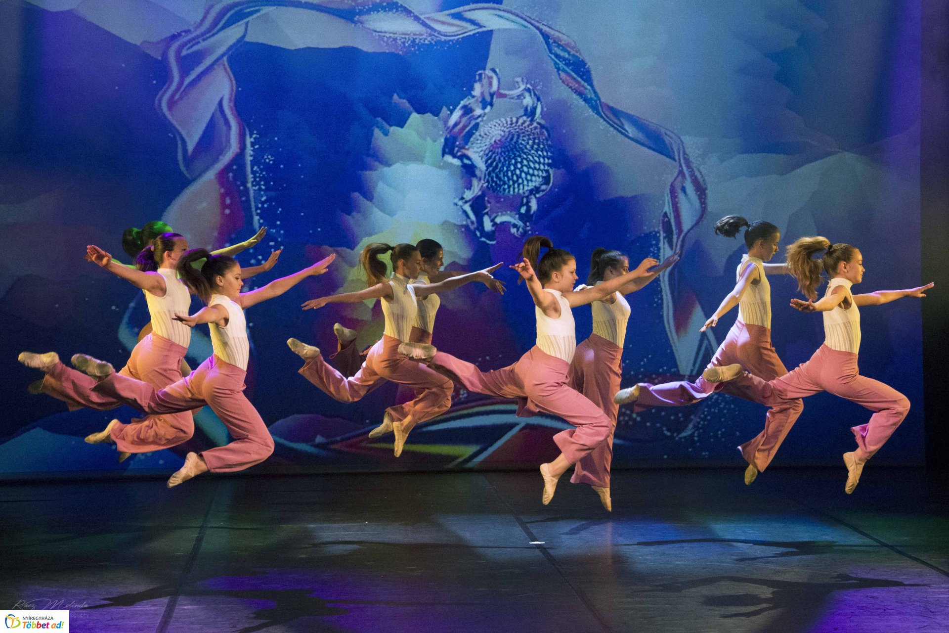 Évzáró táncestjét tartotta a RE-flex Moderntánc Stúdió