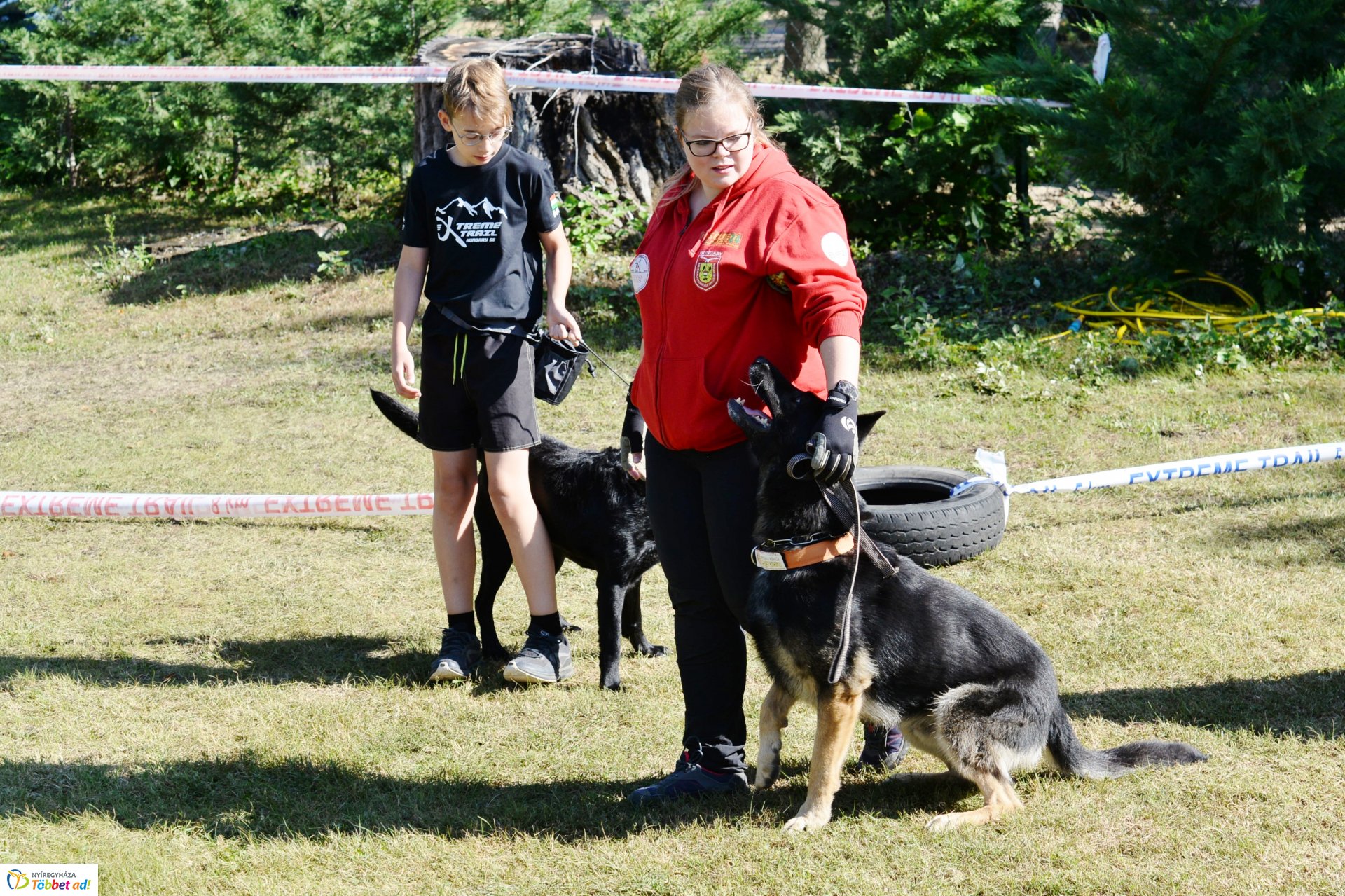 Extreme Trail akadályverseny  Sóstón - kutyés bemutató