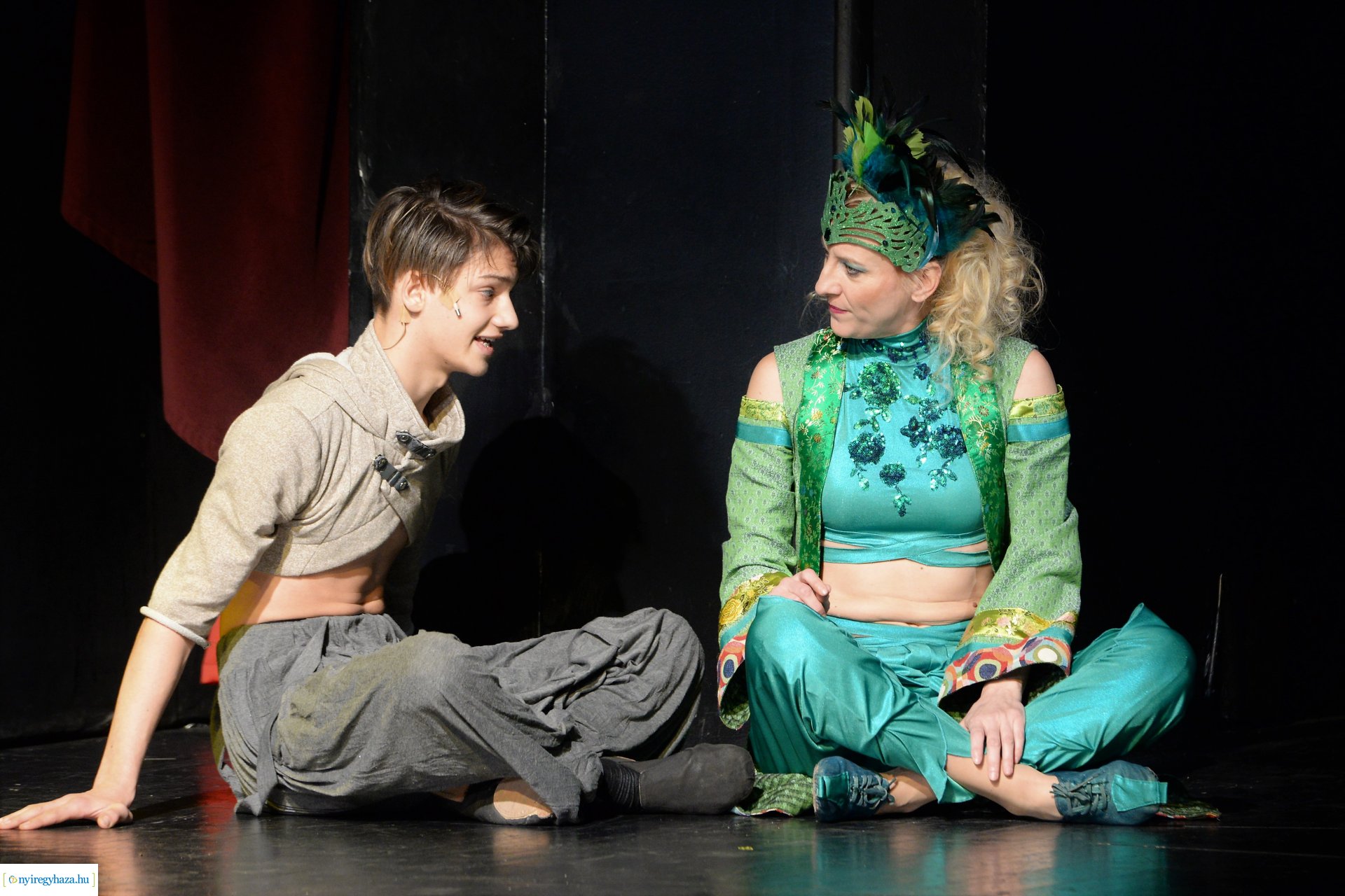 Ezeregyéjszaka a nagyszínpadon