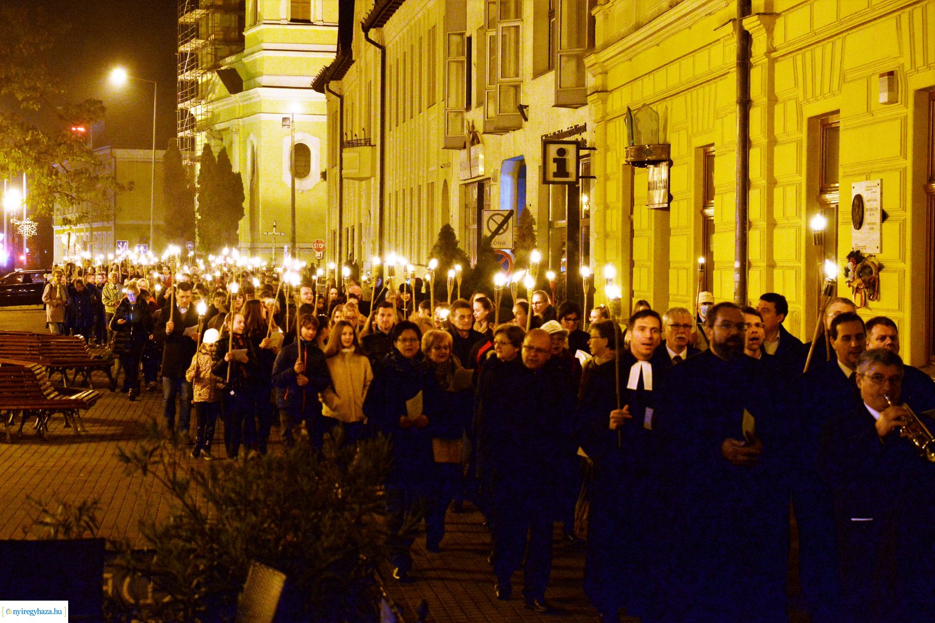 Fáklyás felvonulás a Refomáció ünnepe alkalmából