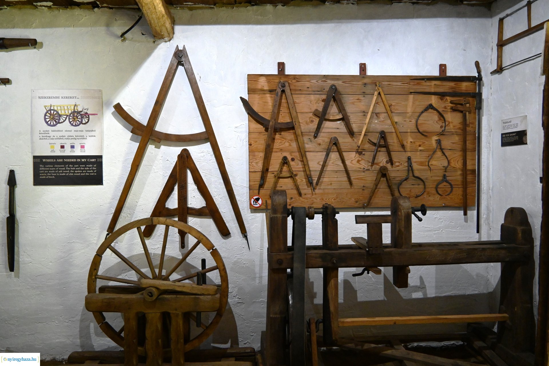 Falusi majális a Sóstói Múzeumfaluban