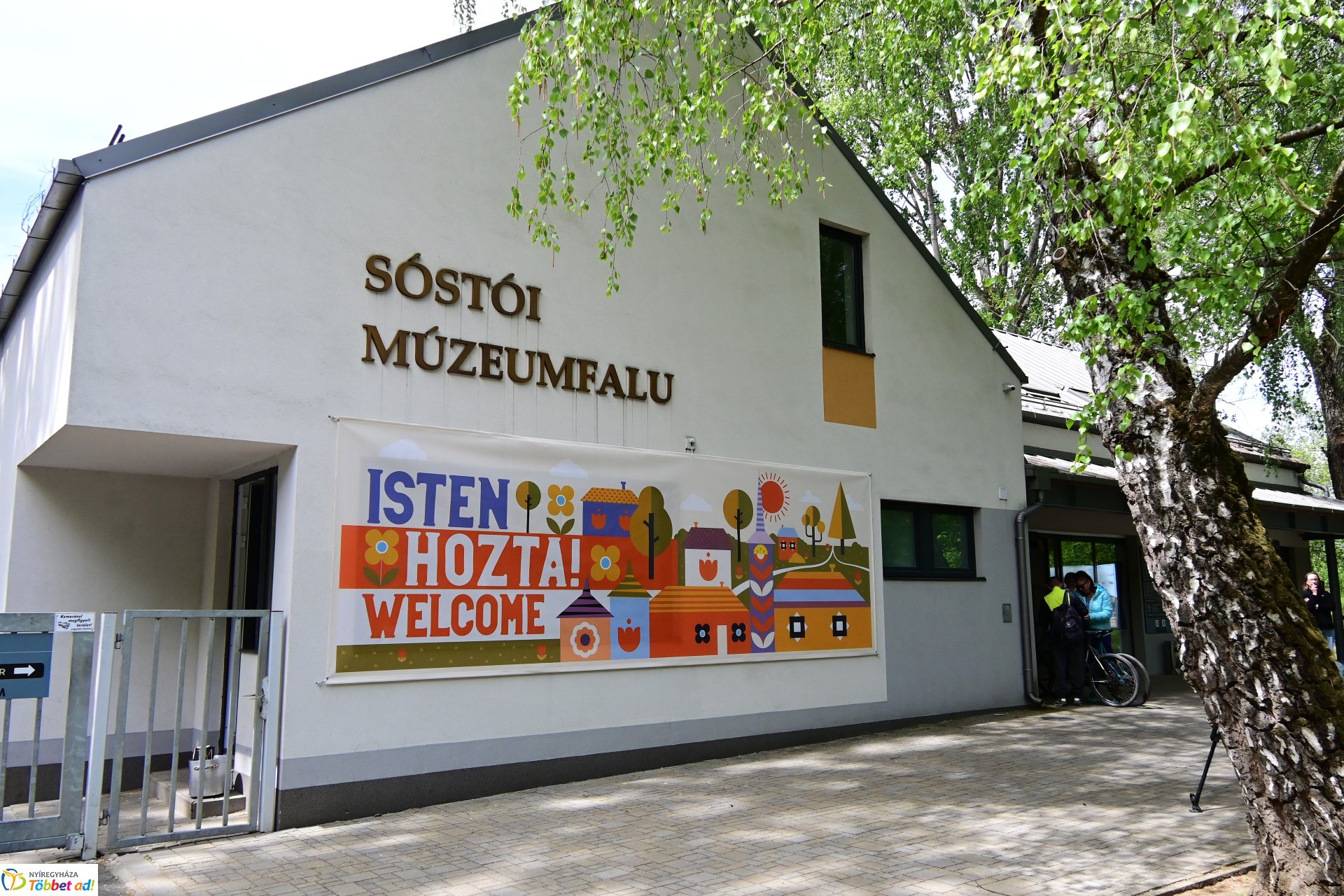 Falusi majális a Sóstói Múzeumfaluban