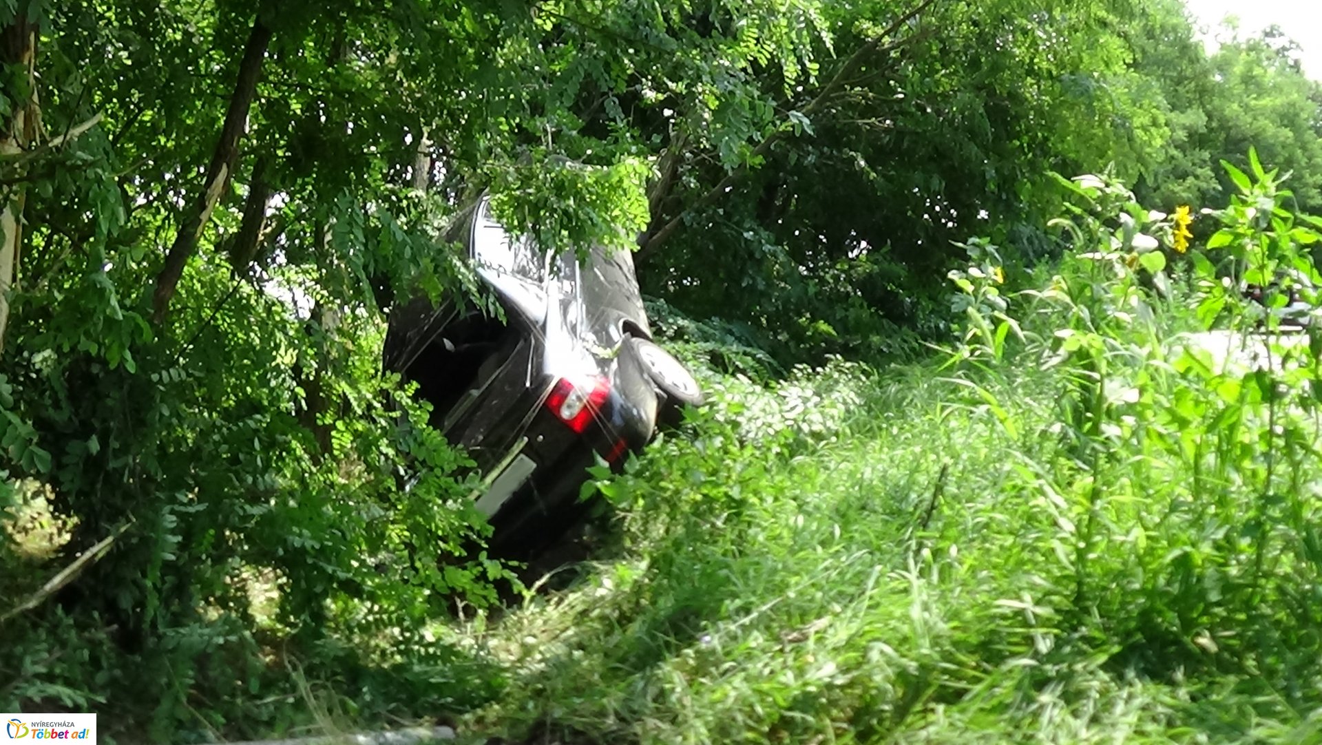 Fának csapódott Nagycserkesznél