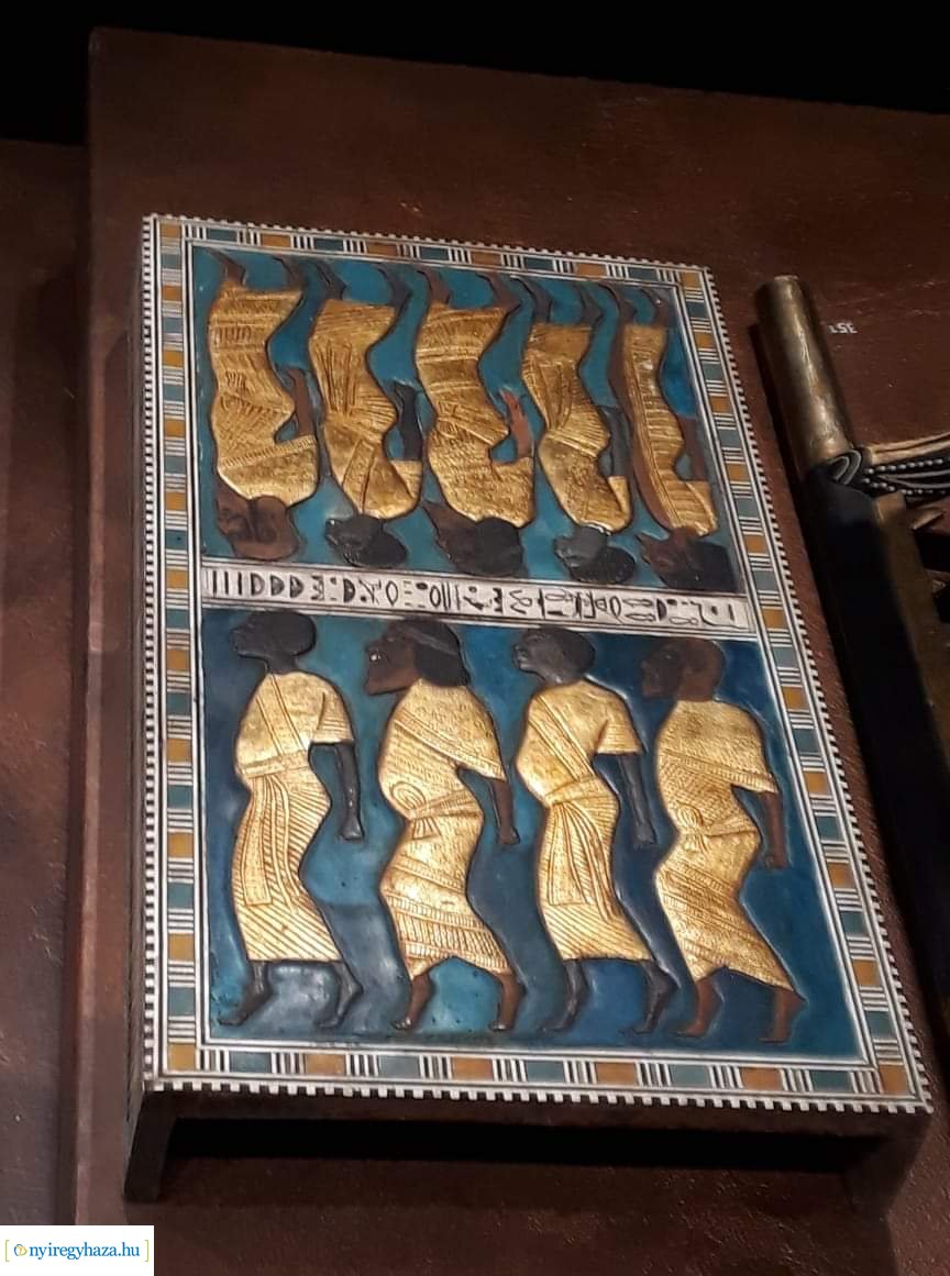 Fáraóval találkoztak Budapesten a Szent Imre gimnázium diákjai