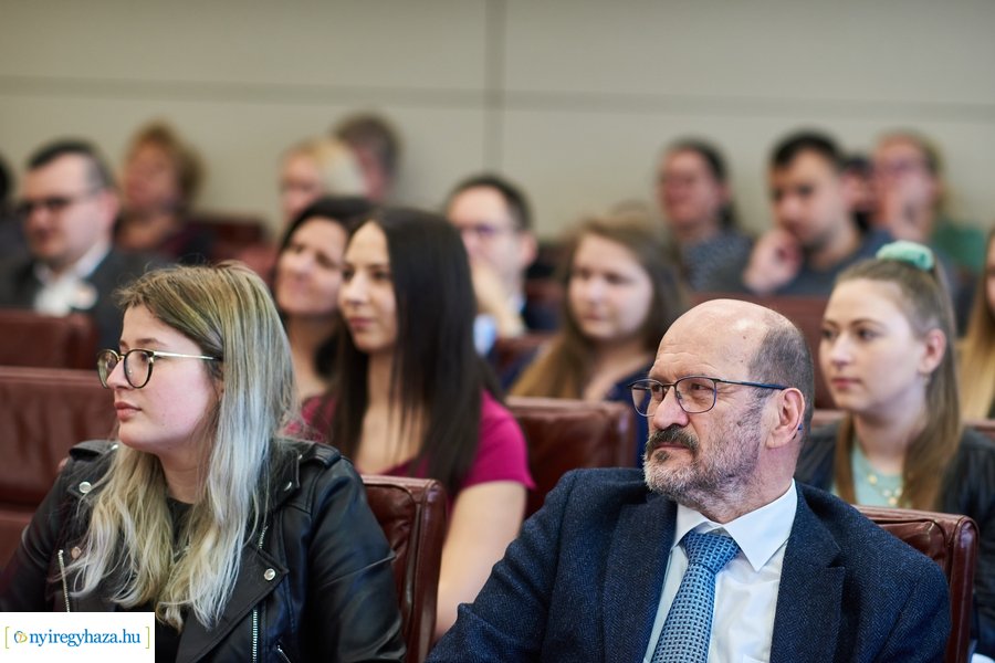 Farkas Bertalan az egyetemen