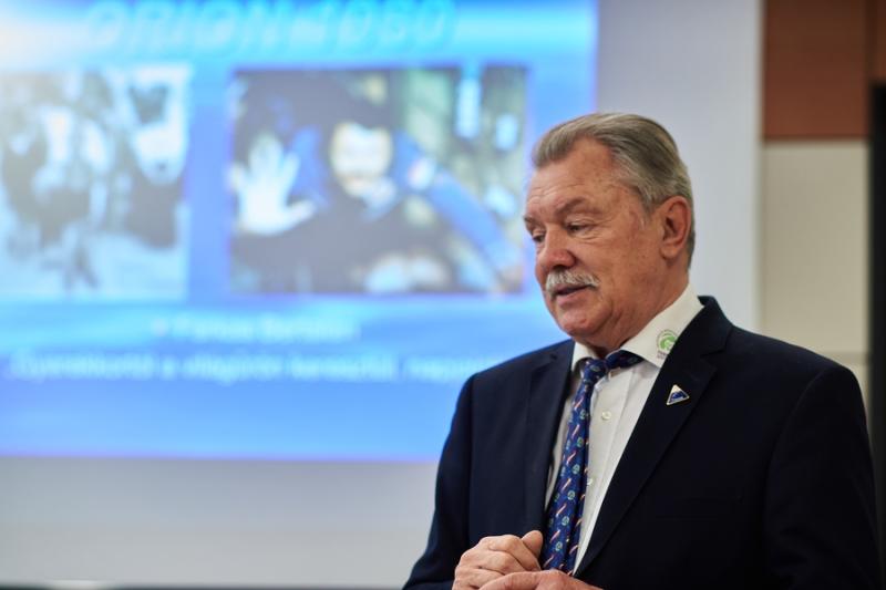 Farkas Bertalan az egyetemen