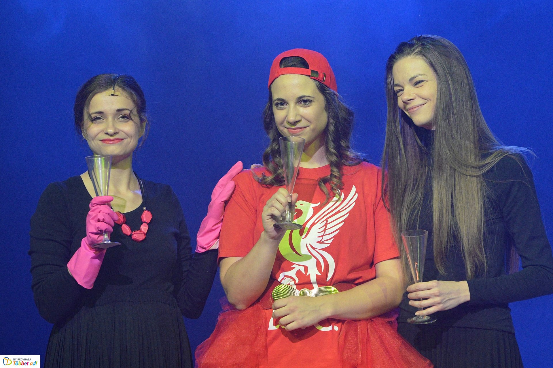 FARKAS VS PIROSKA  gyermekelőadás a Móricz Zsigmond Színházban