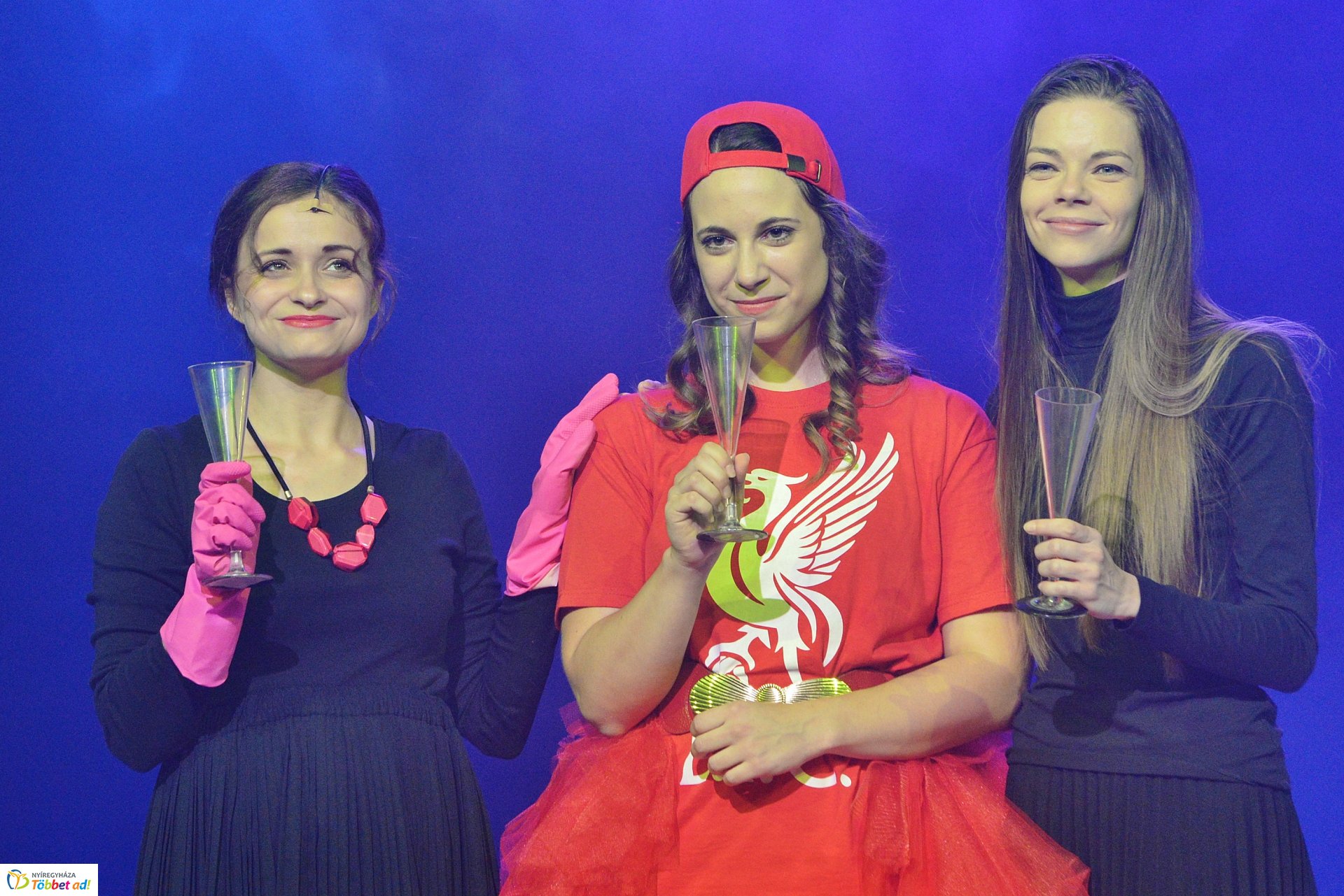 FARKAS VS PIROSKA  gyermekelőadás a Móricz Zsigmond Színházban