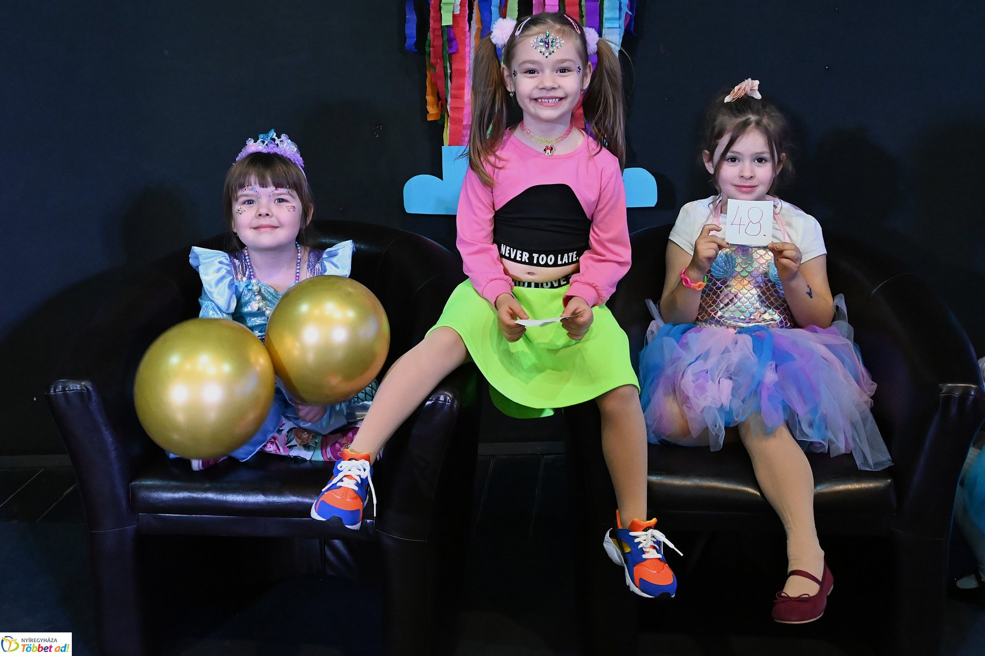 Farsang a Kölyökvárban - a Szabolcs Néptáncegyüttes családi mulatsága