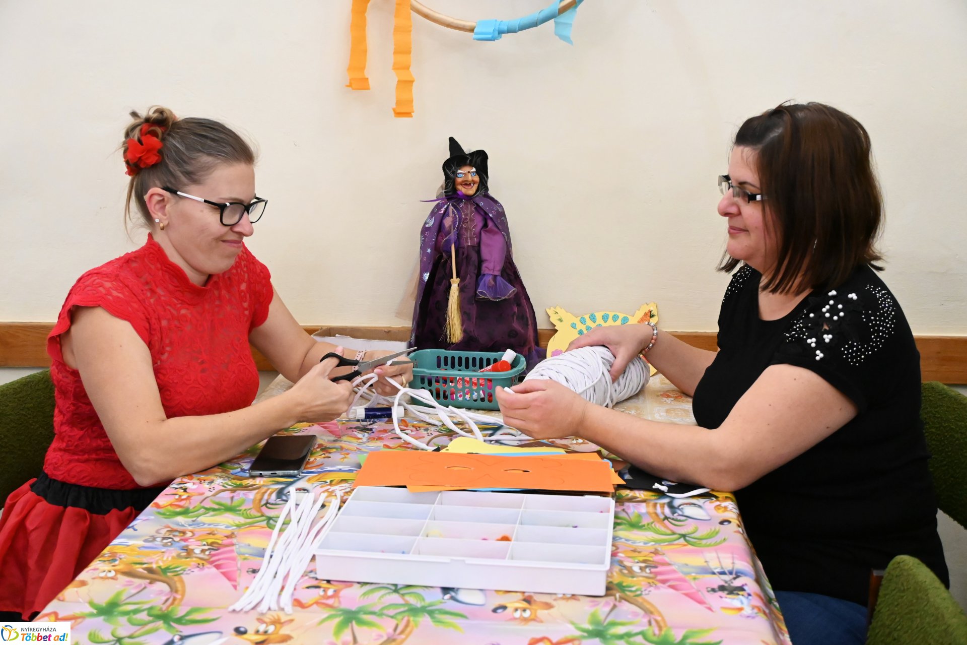 Farsang a Kölyökvárban - a Szabolcs Néptáncegyüttes családi mulatsága