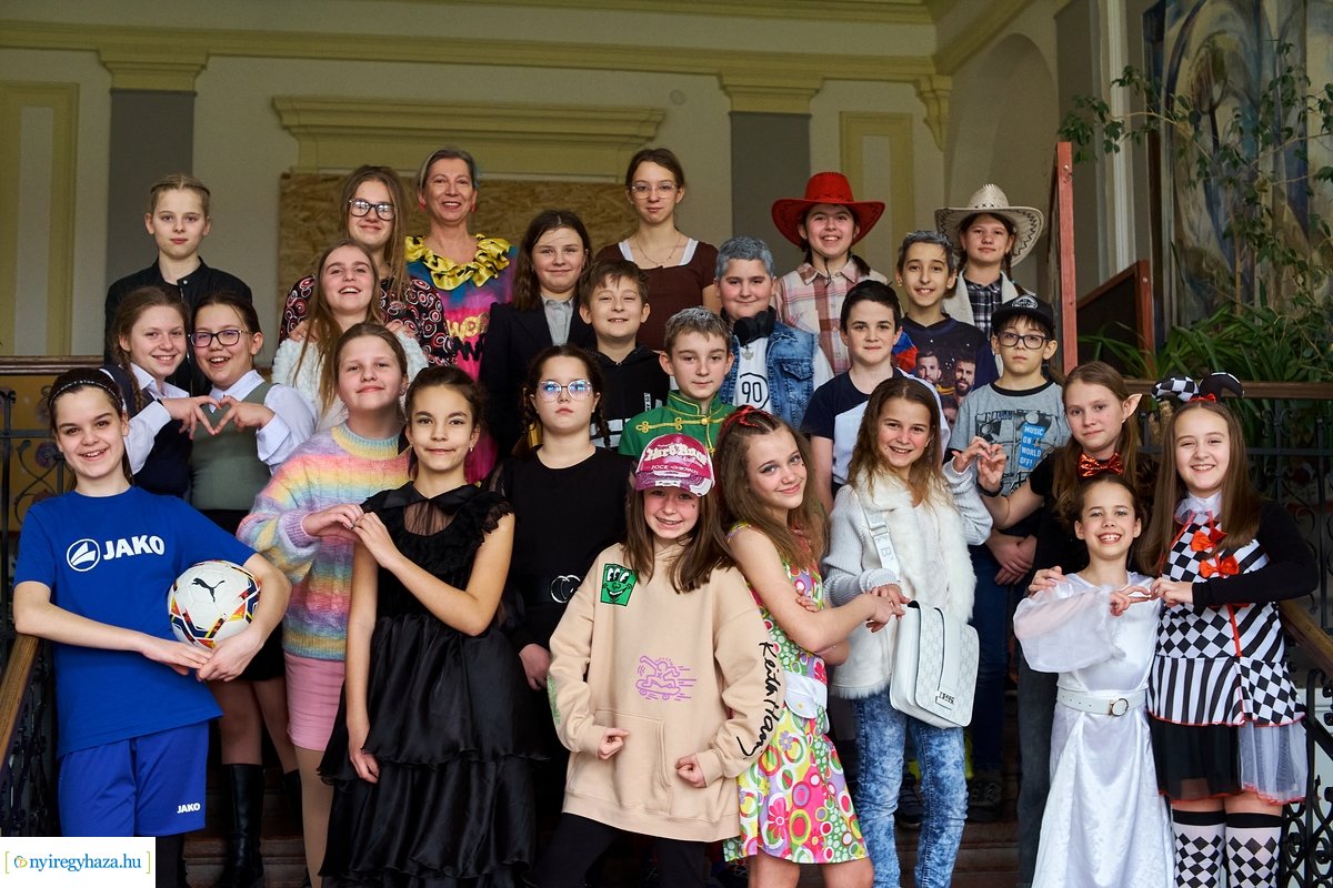 Farsang az evangélikus iskolában