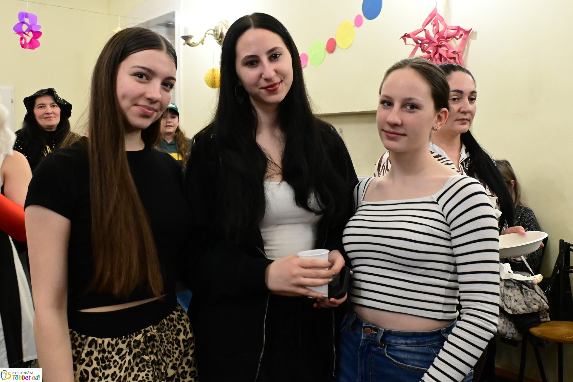 Farsangi forgatag a Kölyökvárban