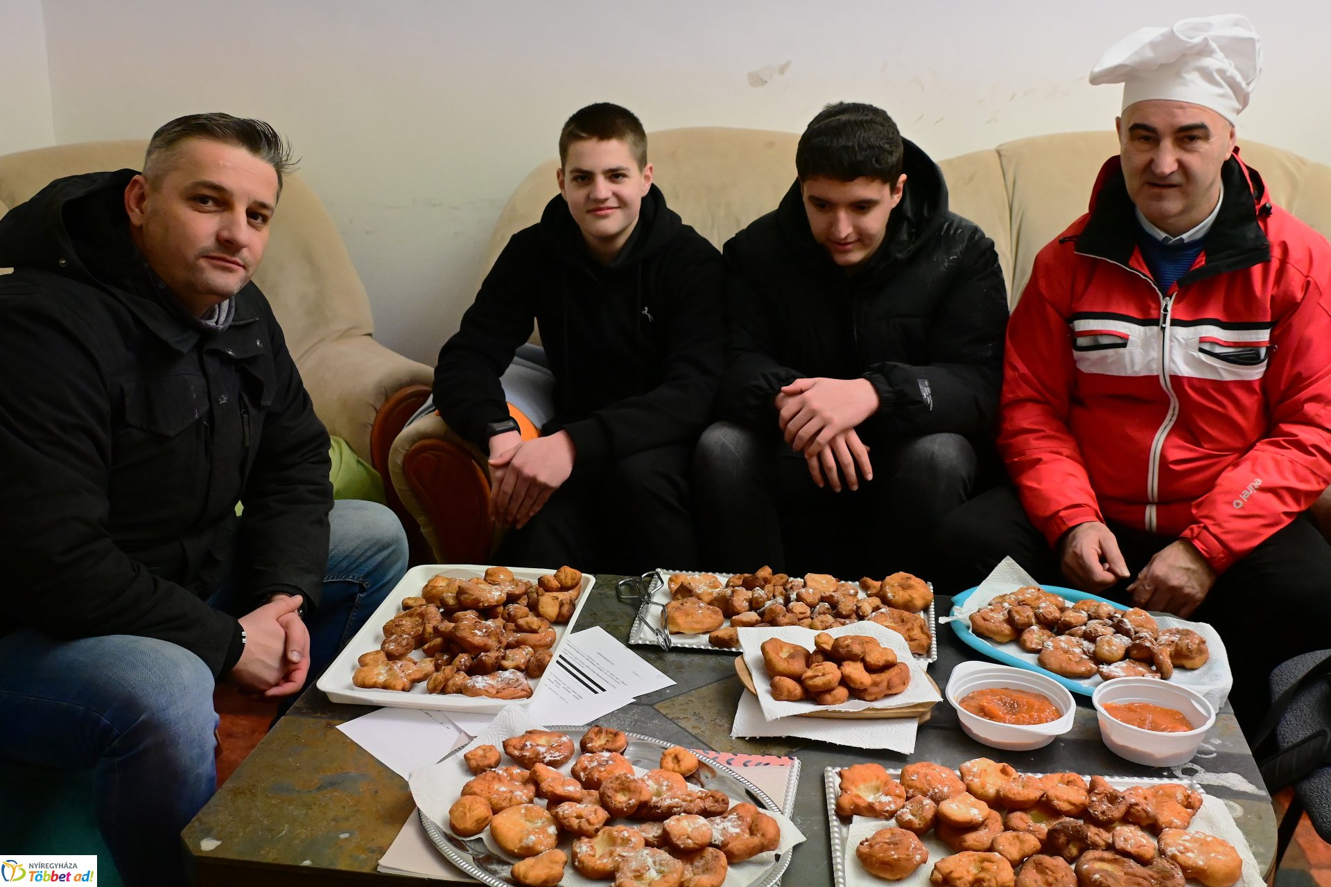 Farsangi forgatag a Kölyökvárban