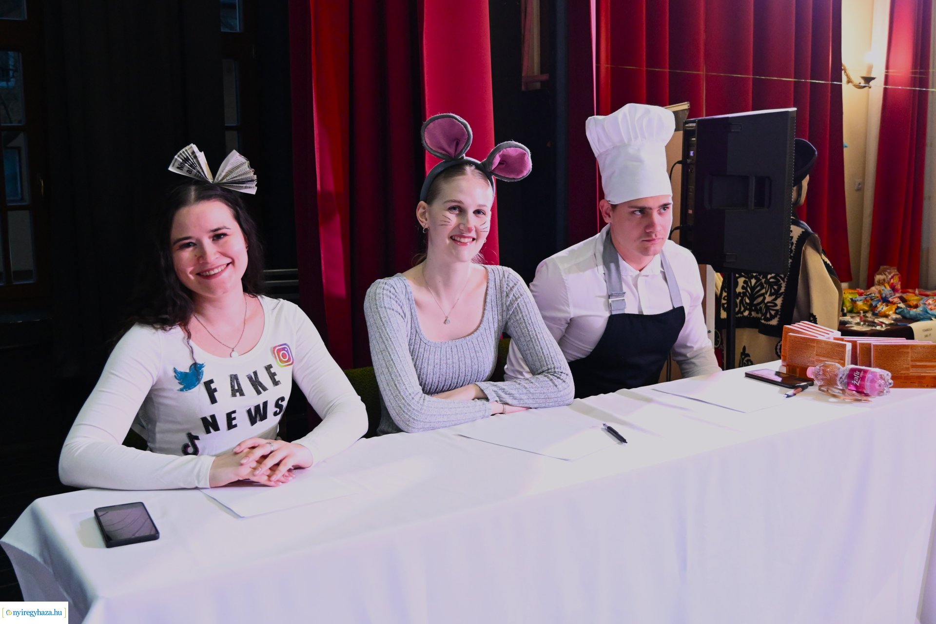 Farsangi "Kölyökidő" - maskarás mulatság  a Kölyökvárban 