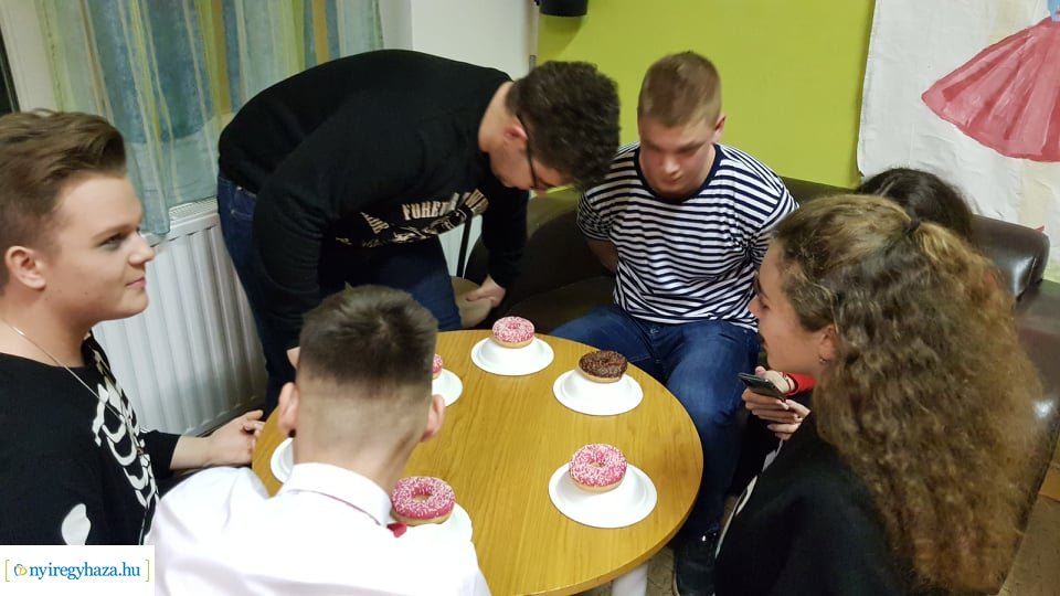 Farsangi mulatság a Mustárházban