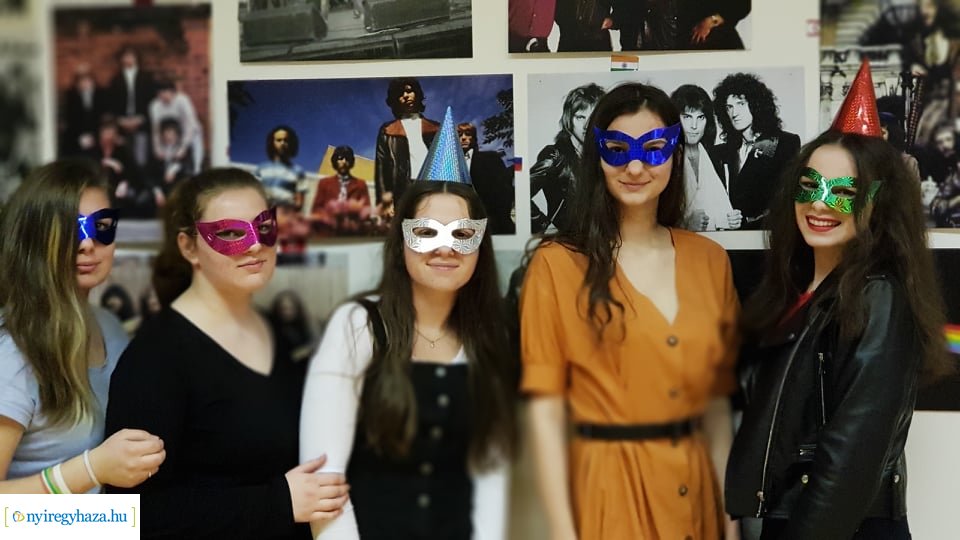 Farsangi mulatság a Mustárházban