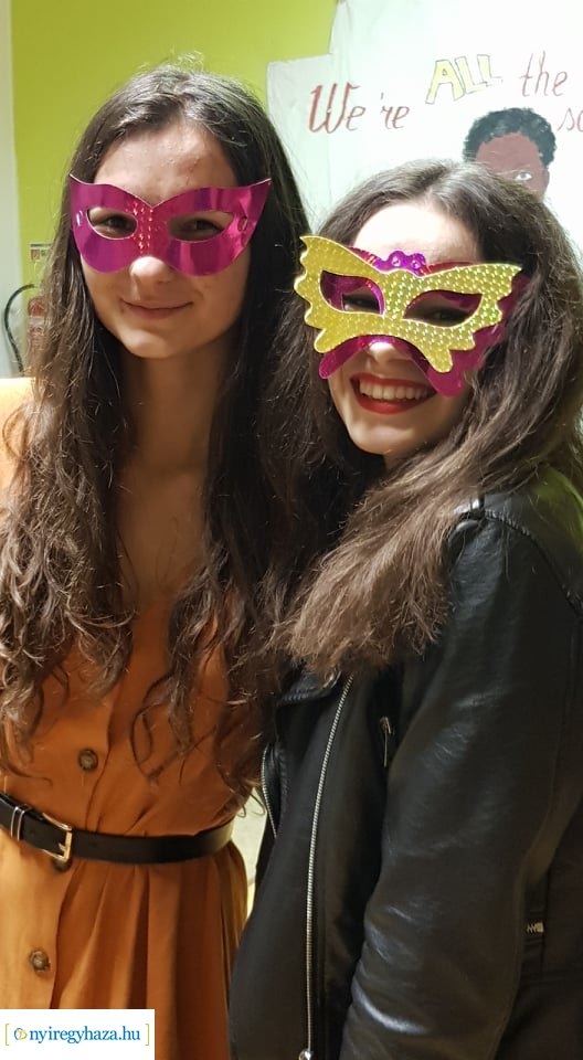 Farsangi mulatság a Mustárházban