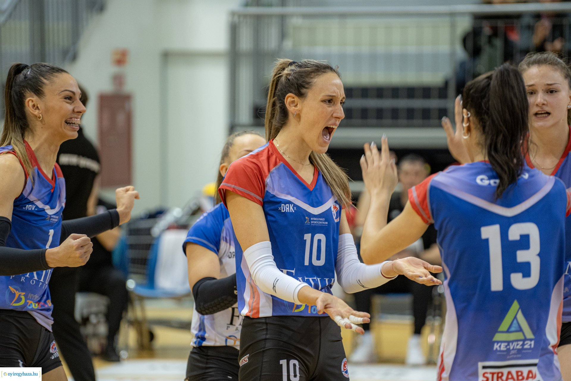 FATUM-Nyíregyháza - KNRC Női röplabda mérkőzés a Continental Arénában