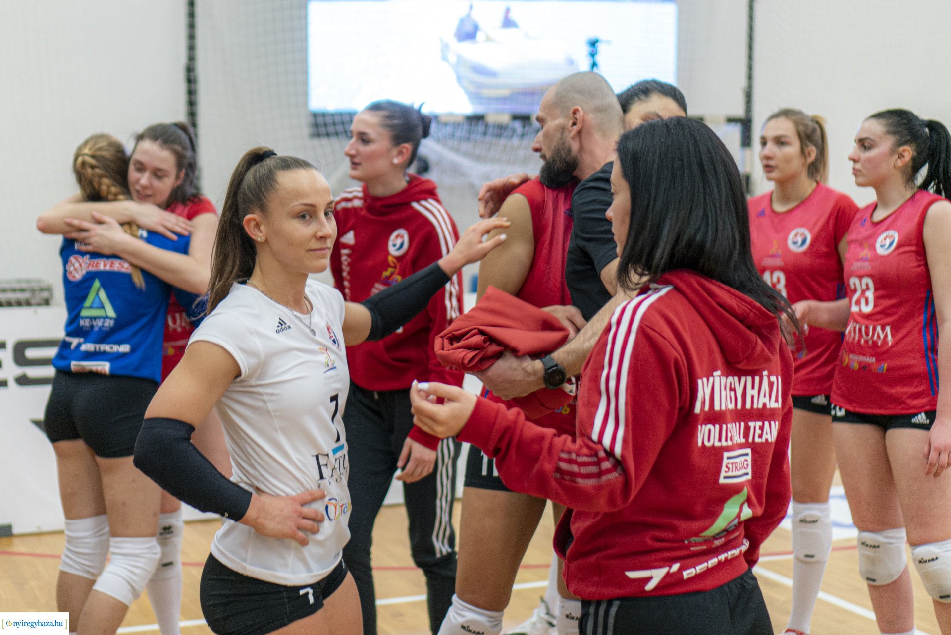 Fatum Nyíregyháza – MÁV Előre SC-ST.Solar  női röplabda mérkőzés