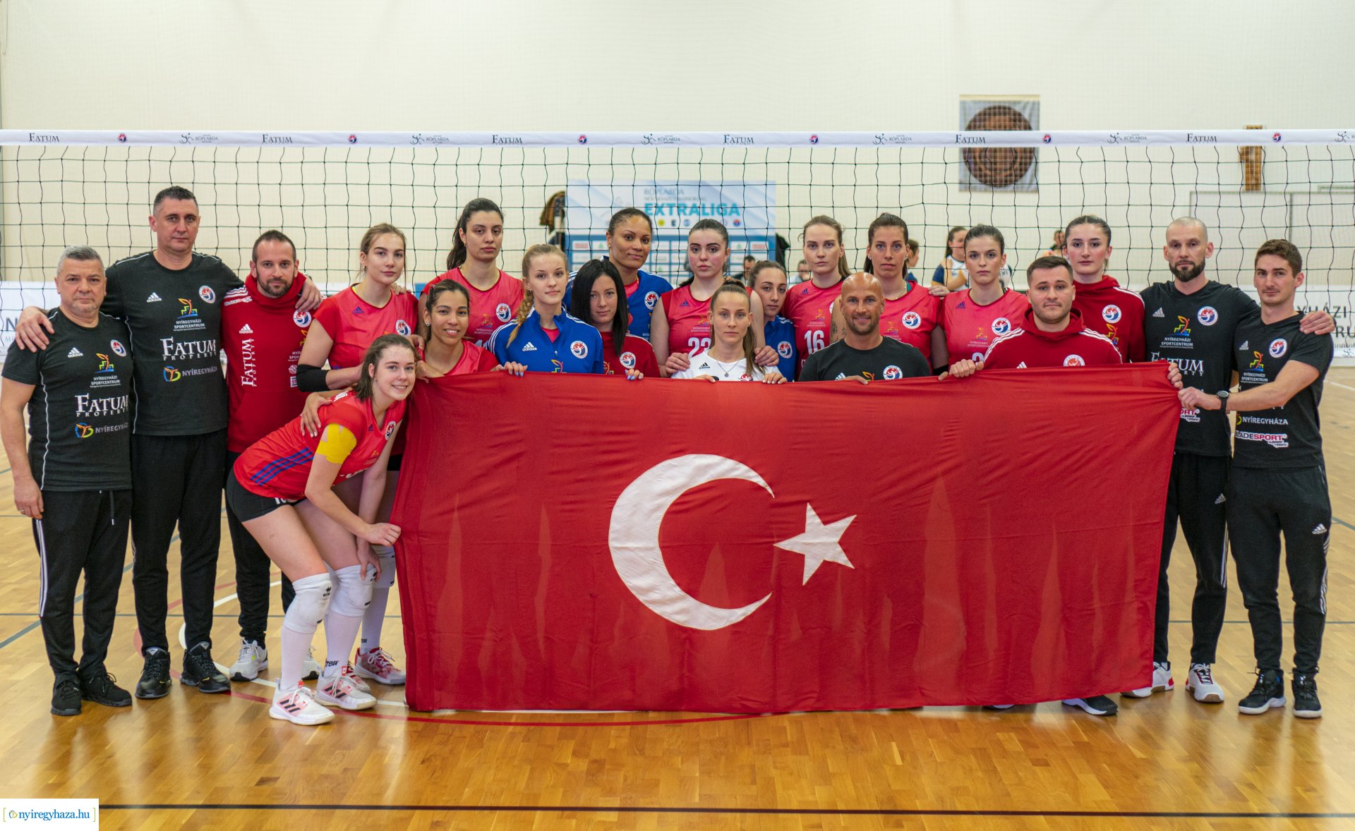 Fatum Nyíregyháza – MÁV Előre SC-ST.Solar  női röplabda mérkőzés