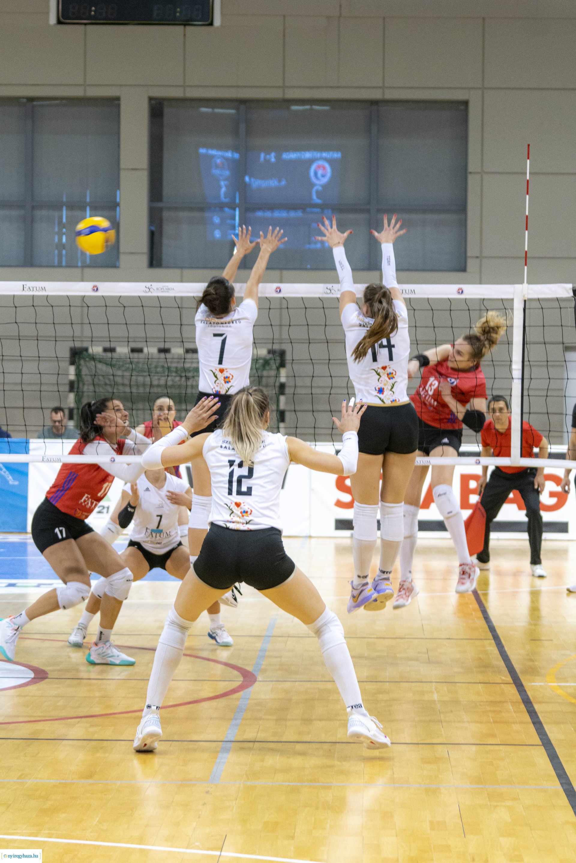  FATUM-Nyíregyháza - SZENT BENEDEK RA női röplabda mérkőzés 