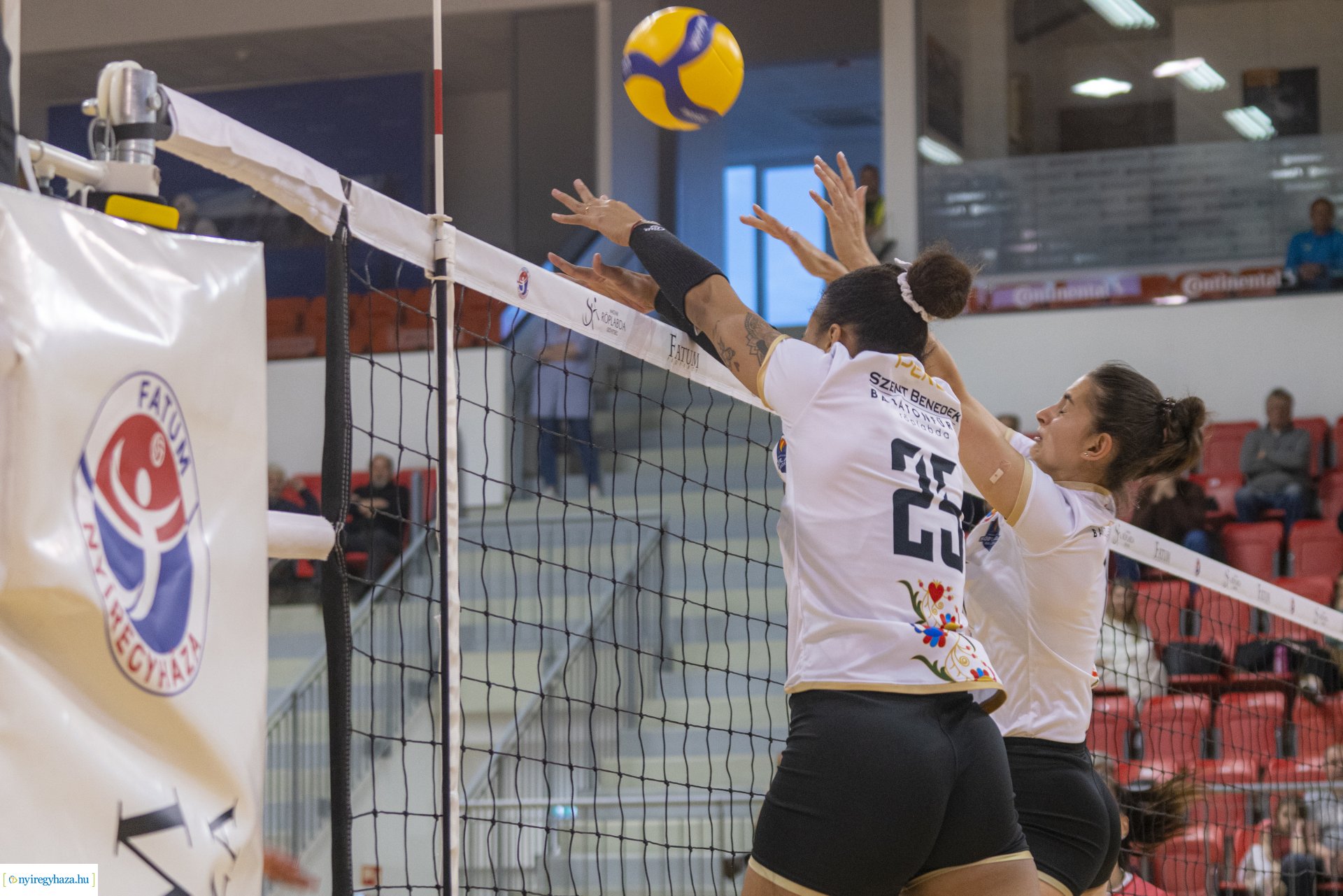  FATUM-Nyíregyháza - SZENT BENEDEK RA női röplabda mérkőzés 