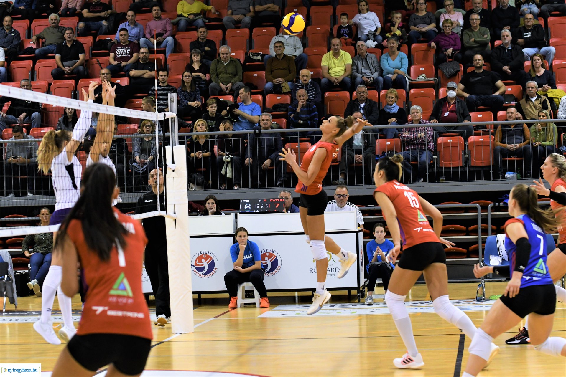 Fatum Nyíregyháza-Újpest női röplabda mérkőzés